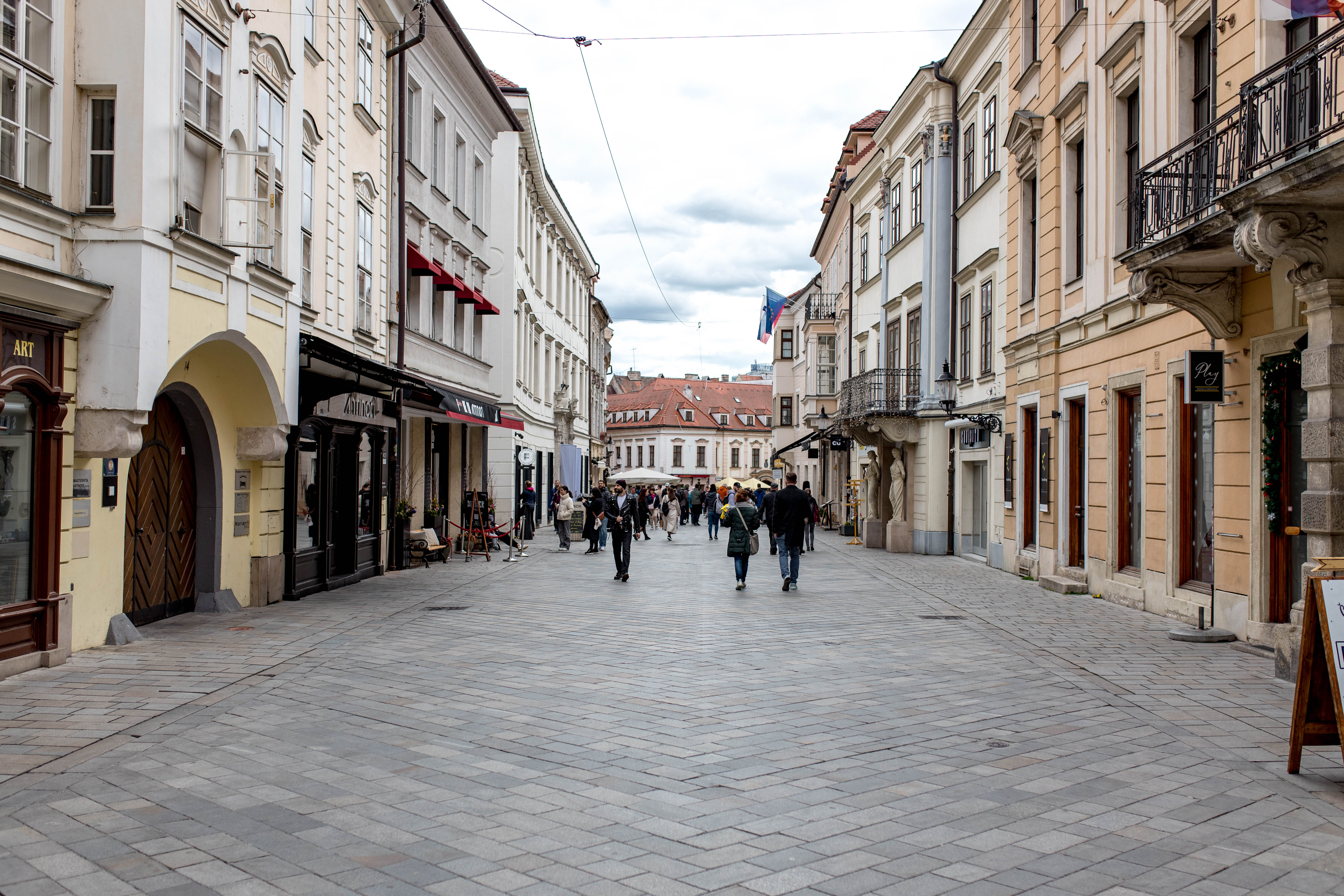 Bratislava 174
