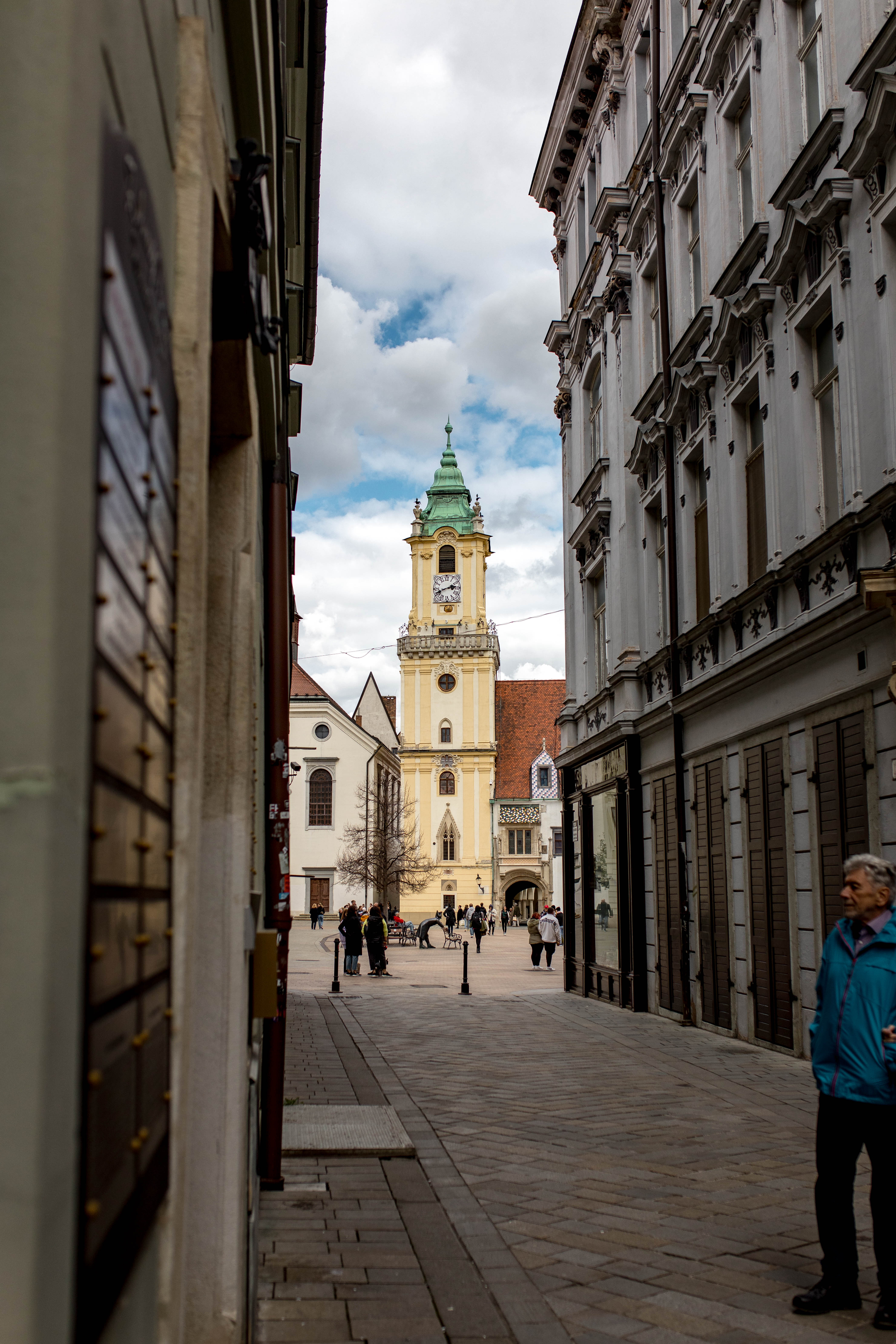 Bratislava 180