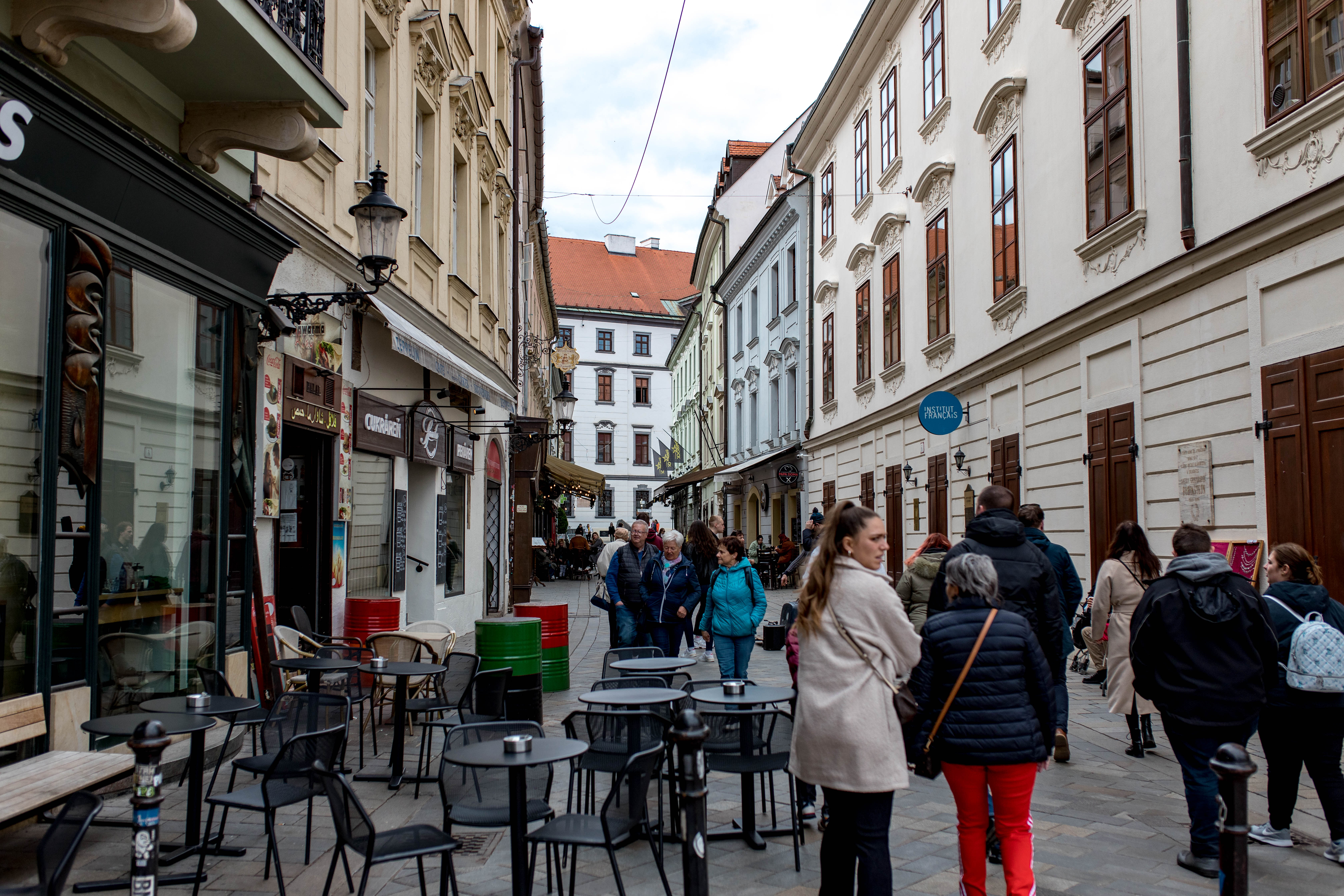 Bratislava 182