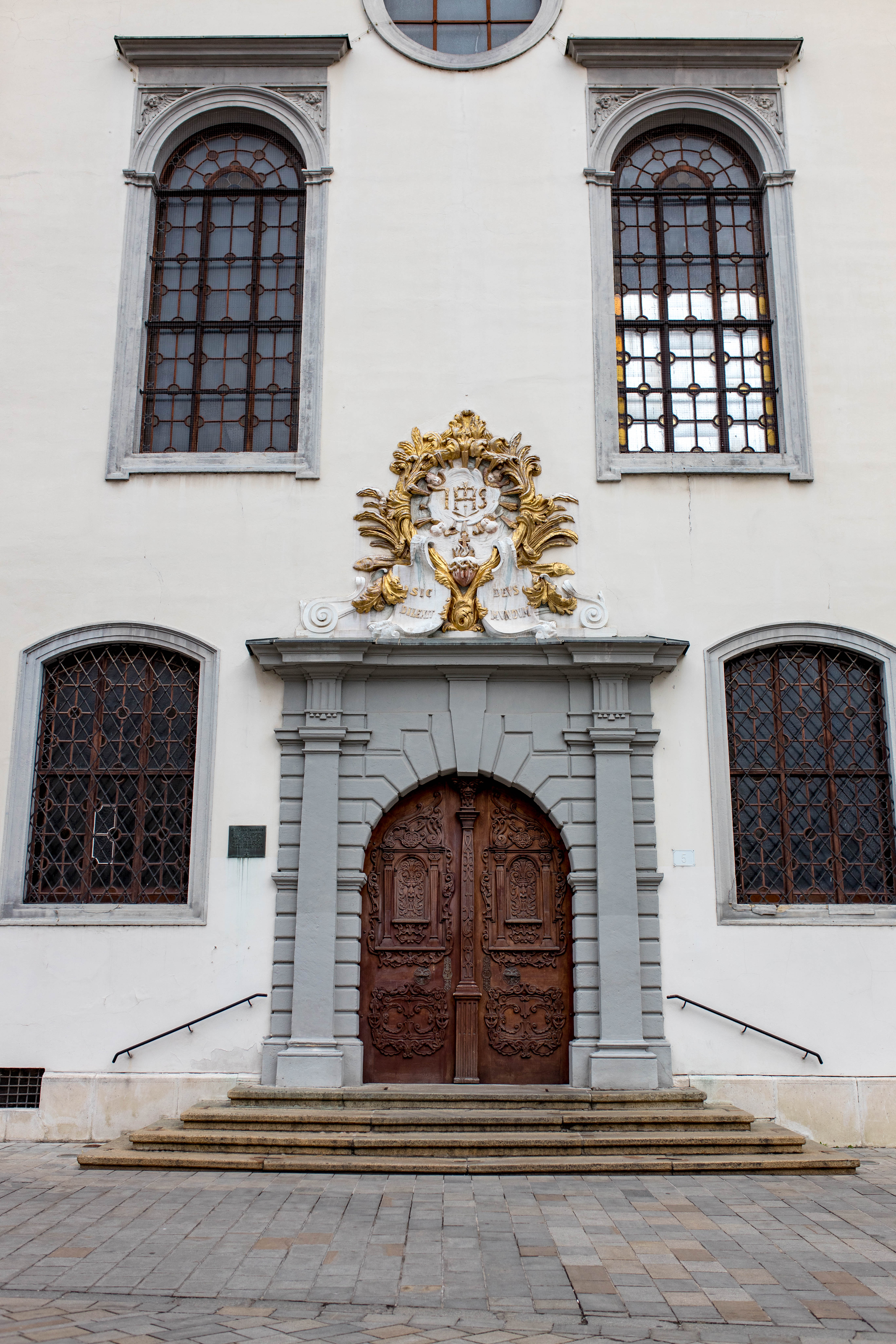 Bratislava 194