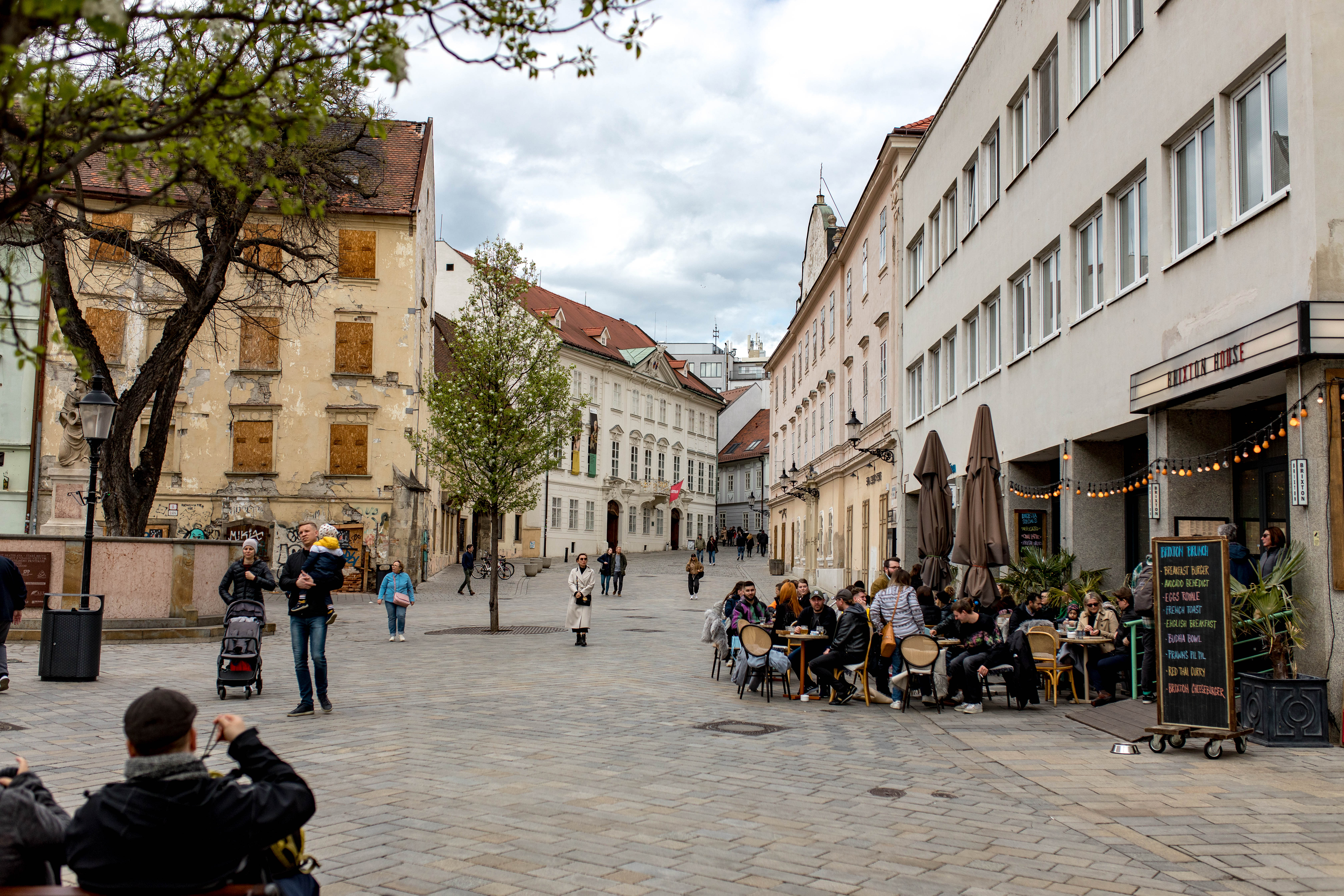 Bratislava 197
