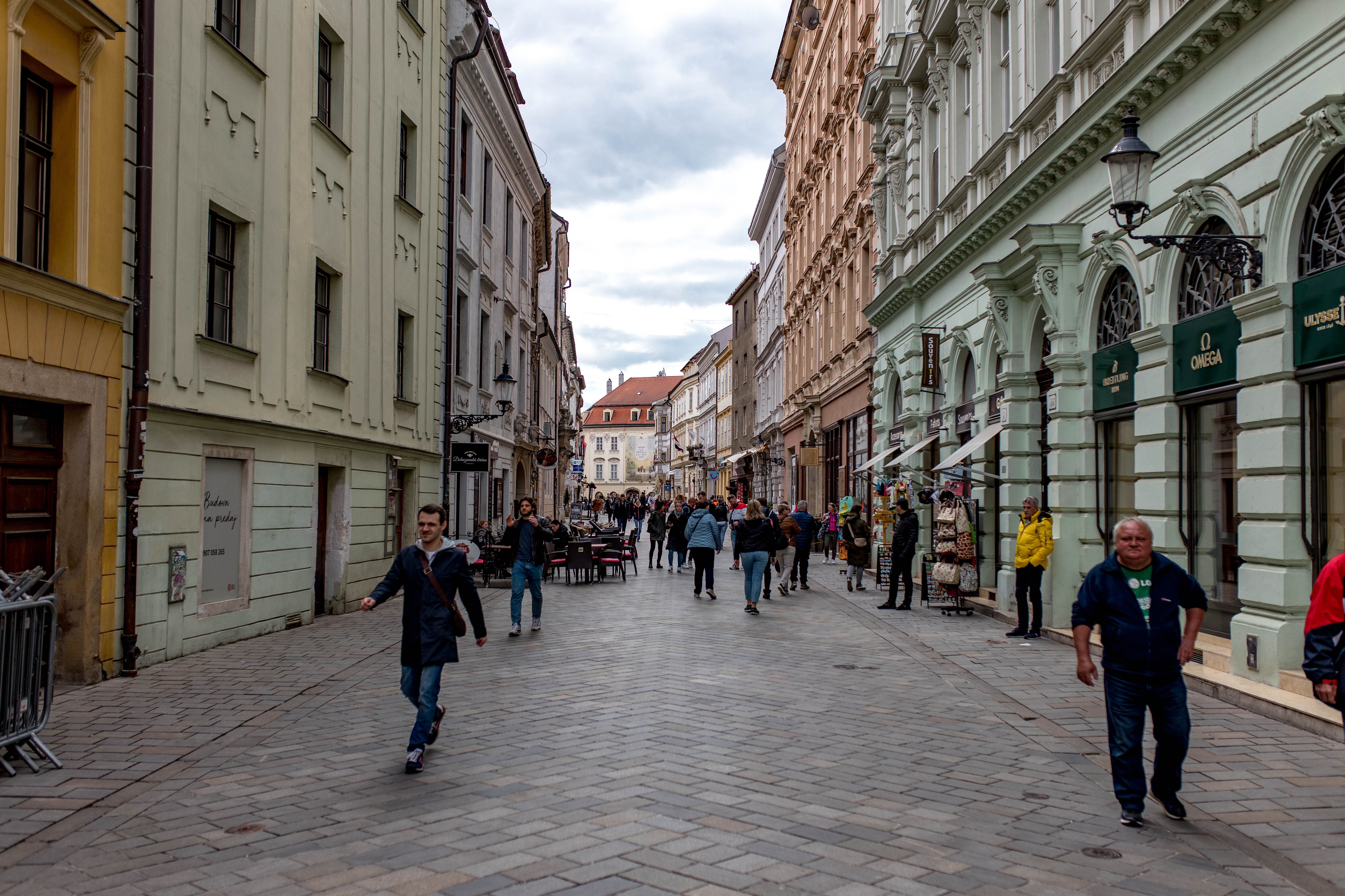 Bratislava 220