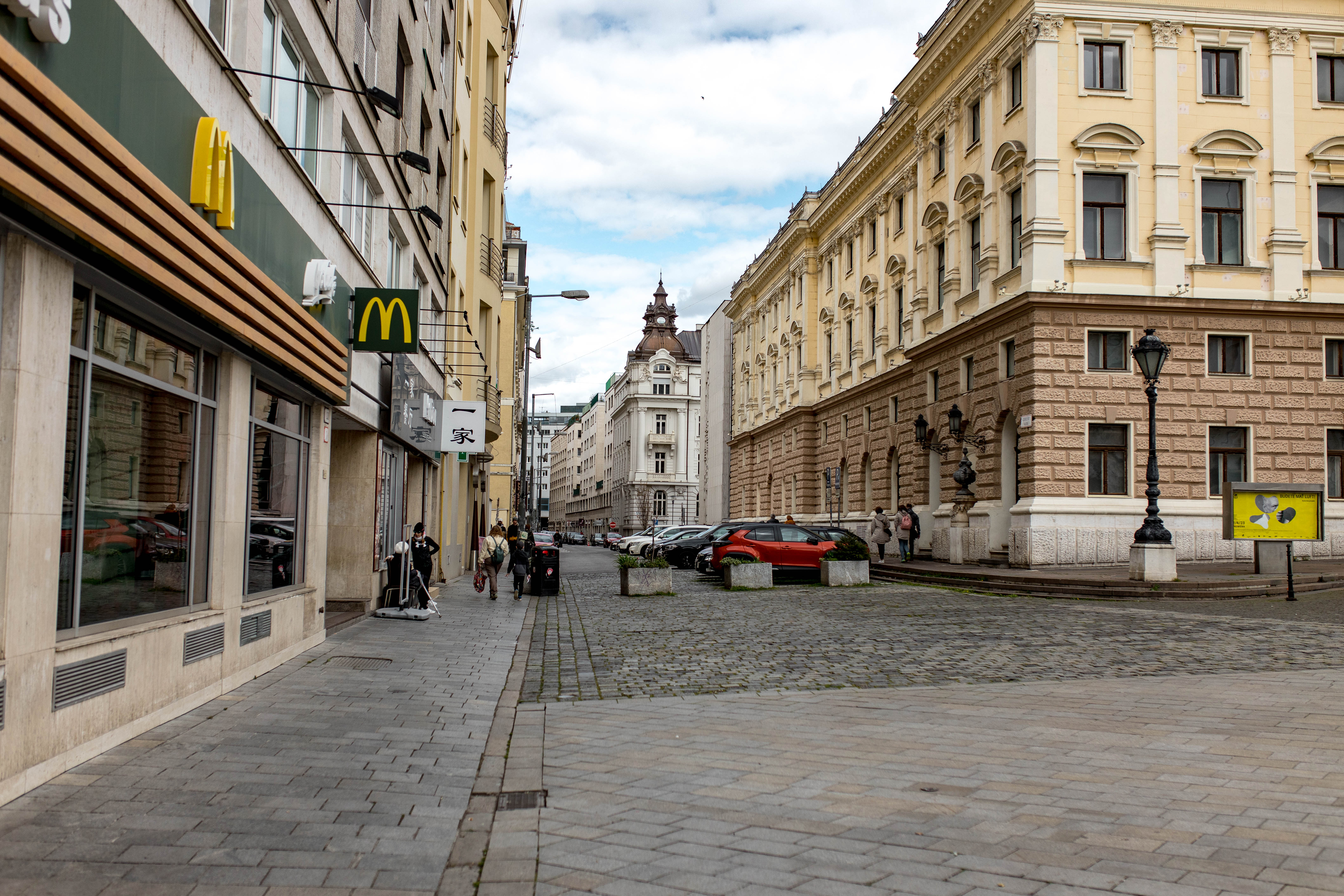 Bratislava 229
