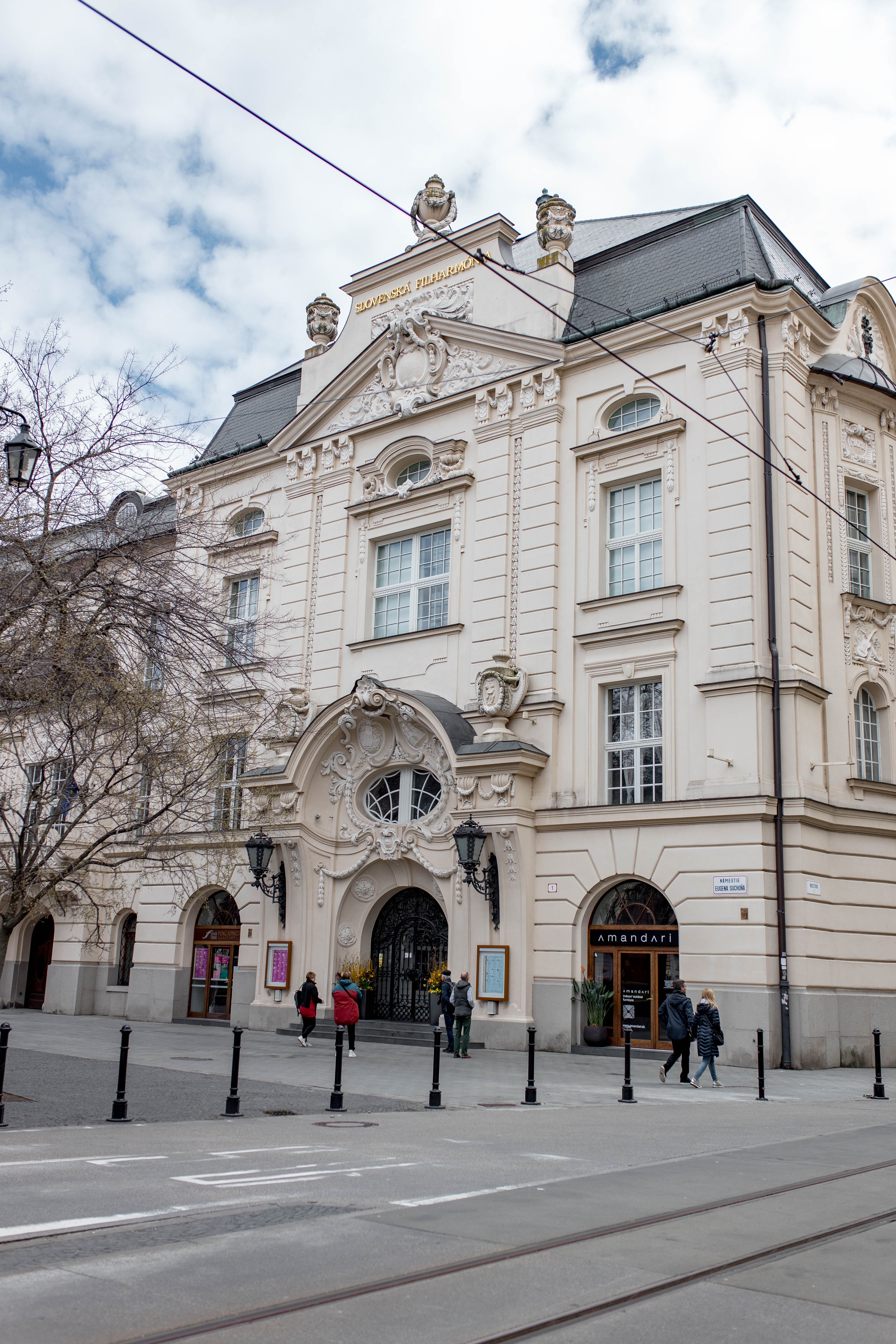 Bratislava 238