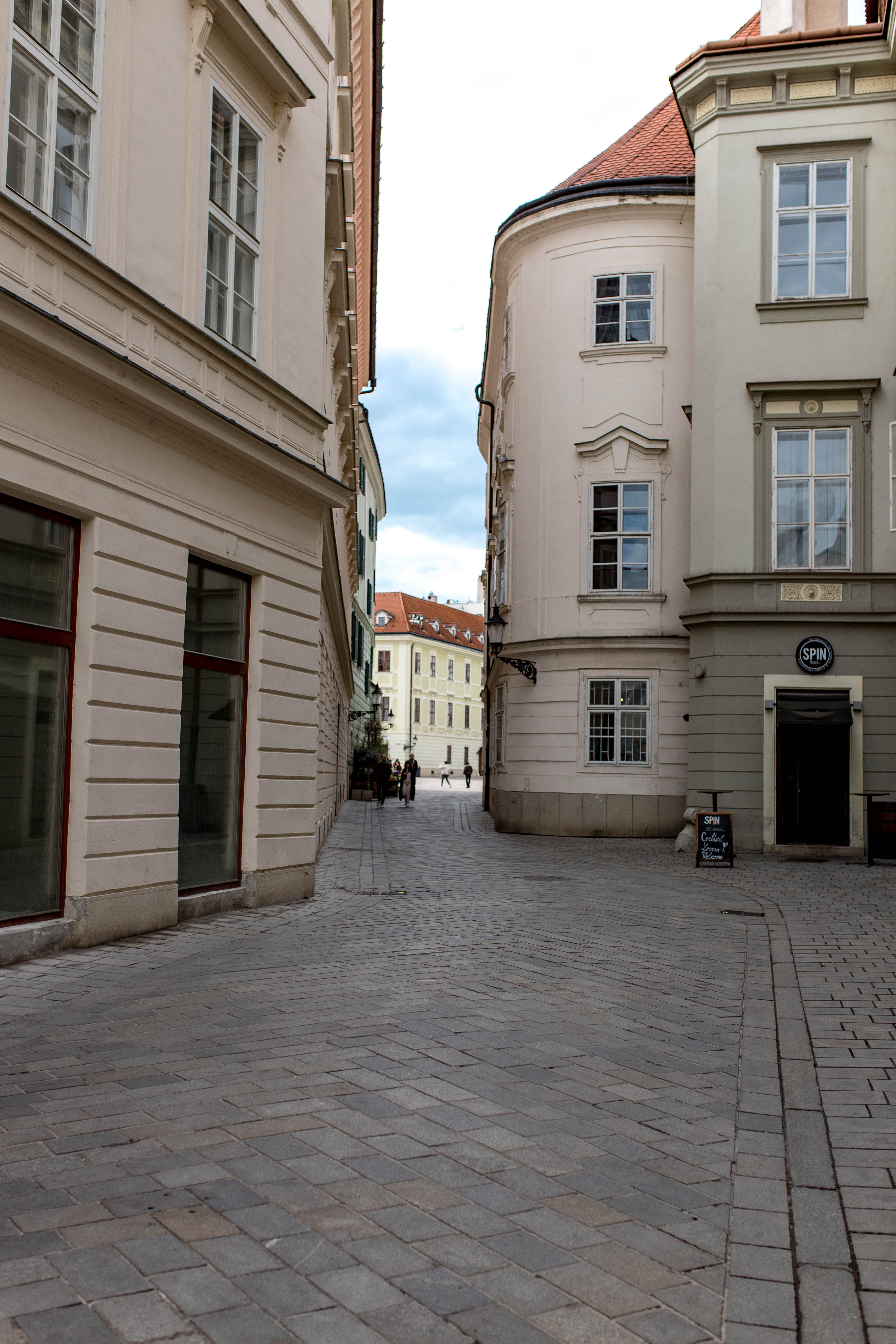 Bratislava 270