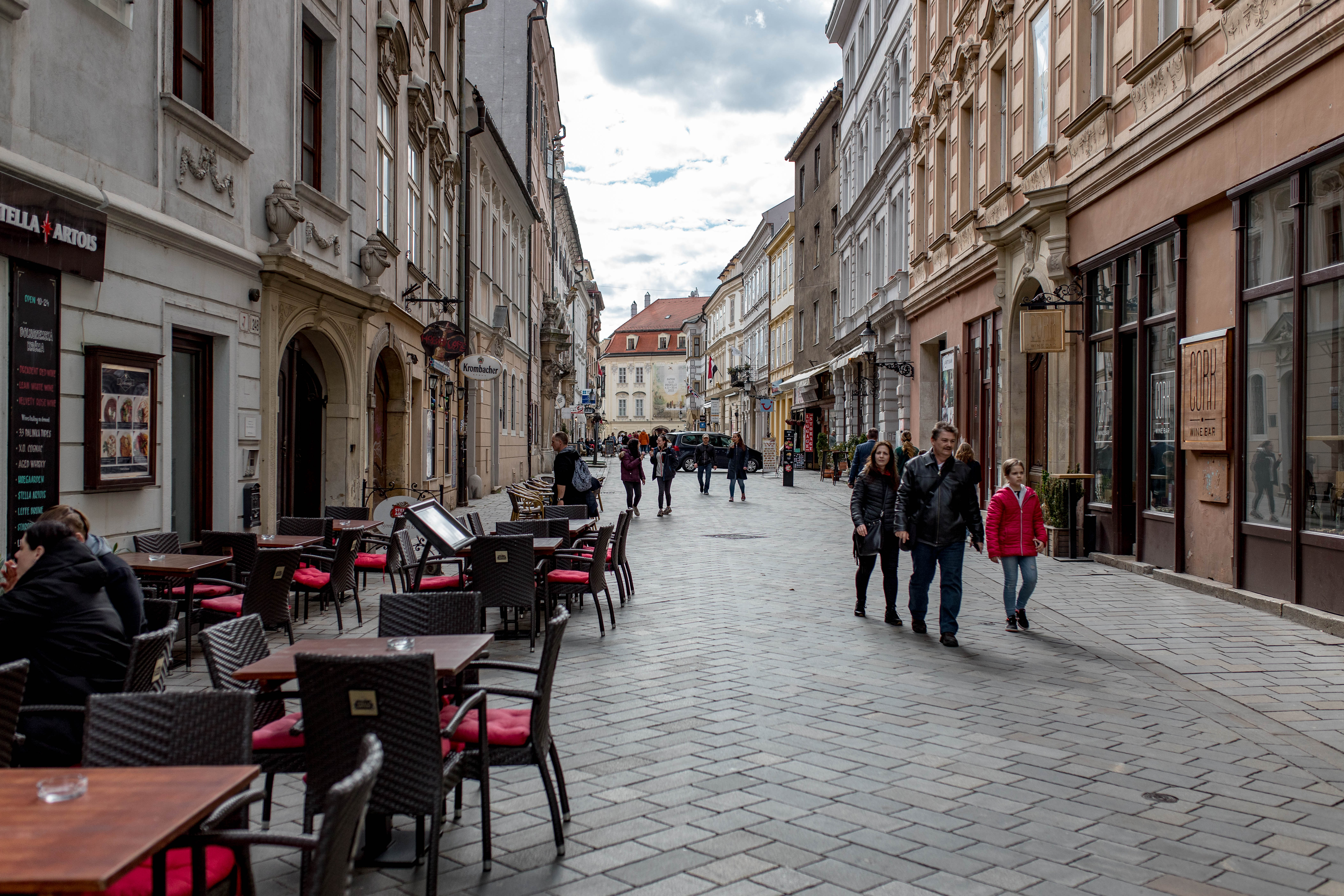 Bratislava 272