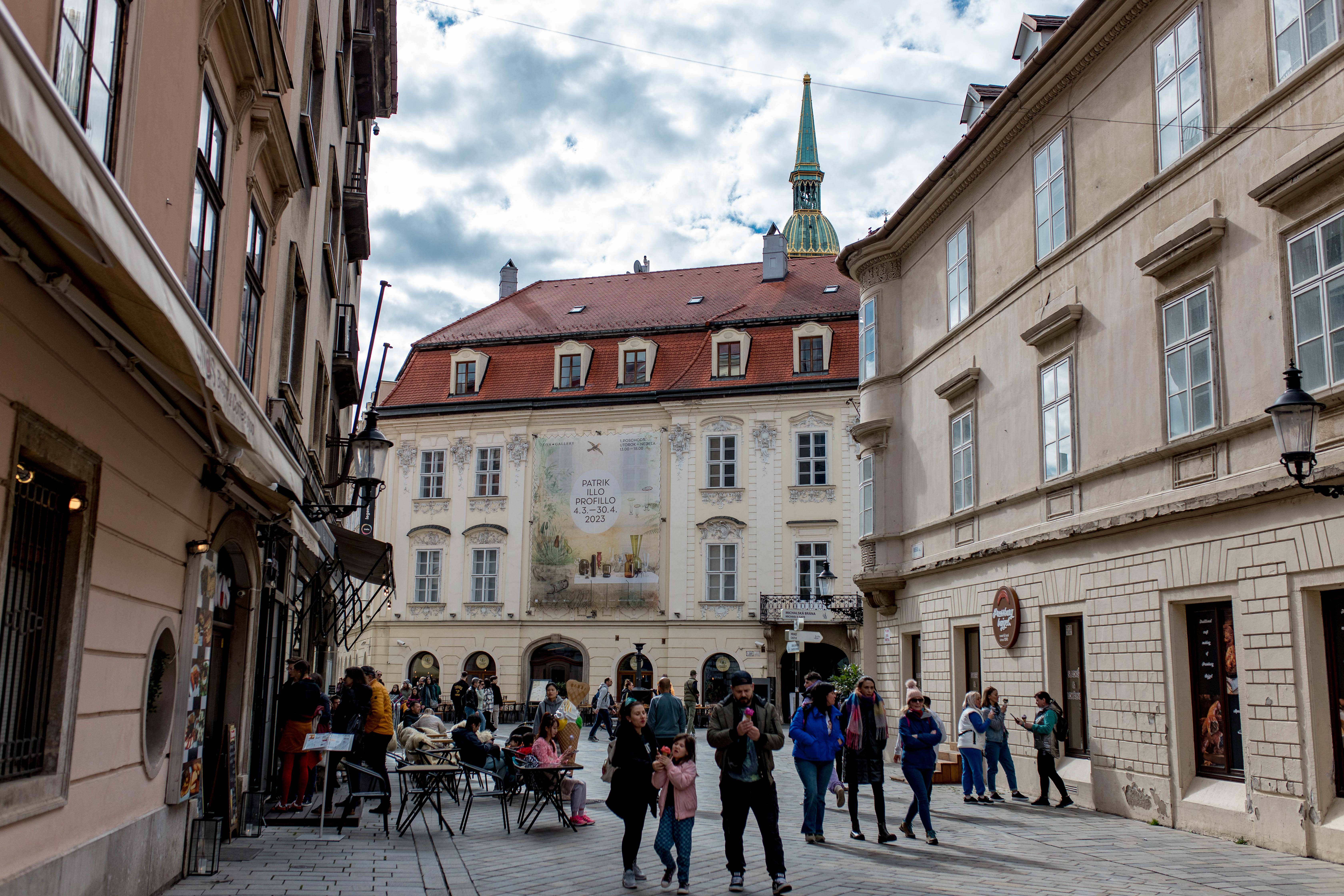 Bratislava 284