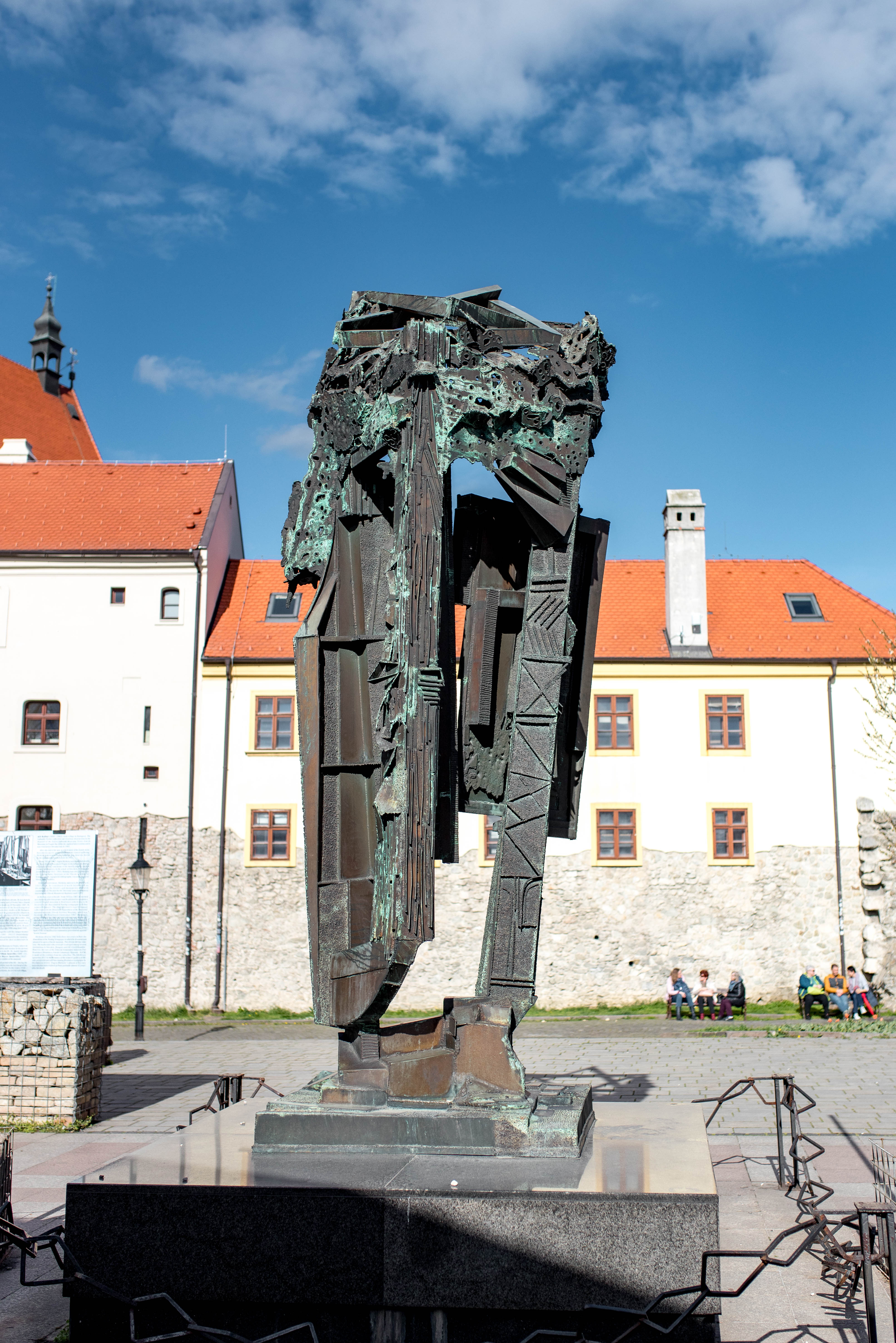 Bratislava 307
