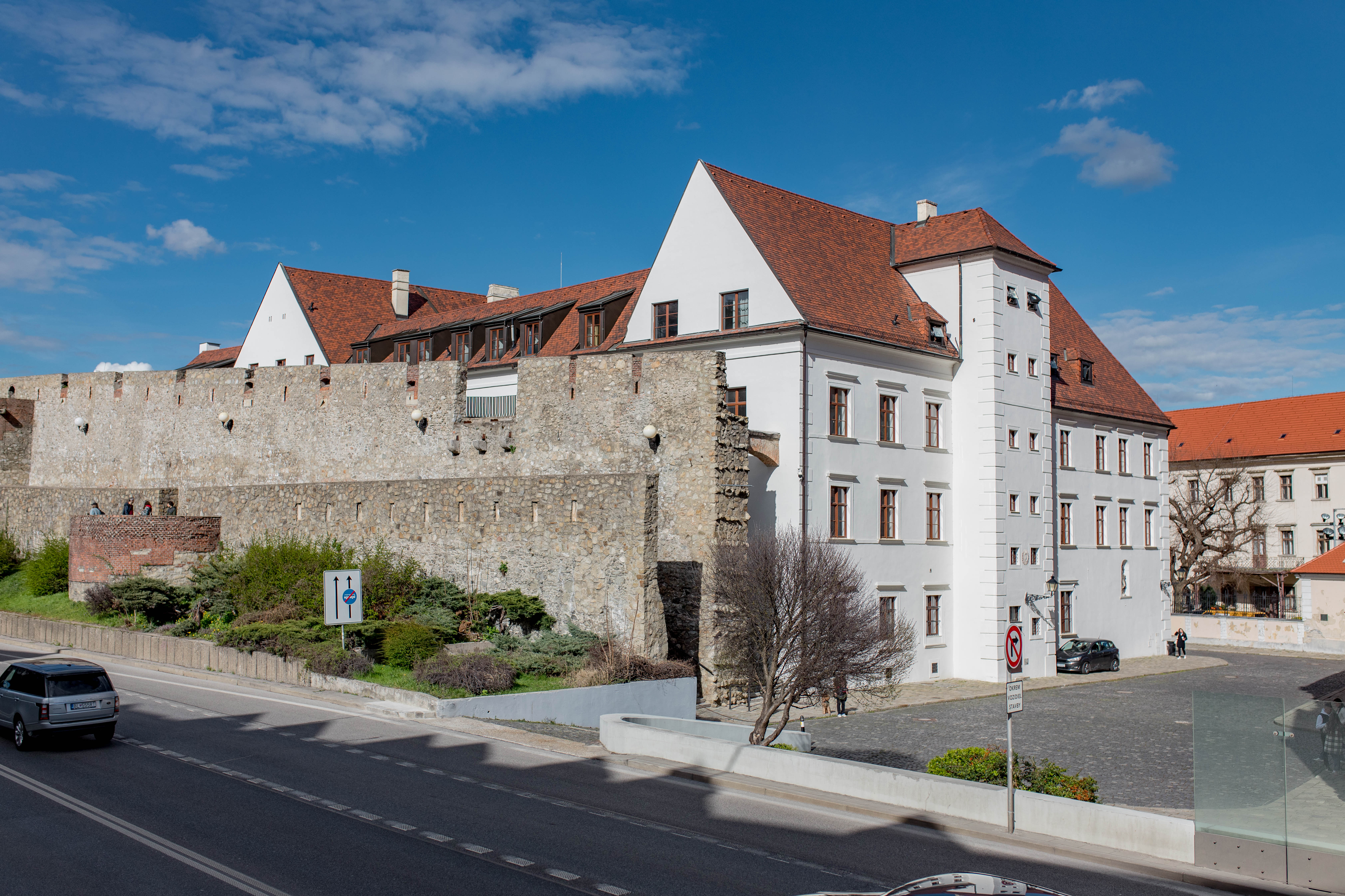 Bratislava 310