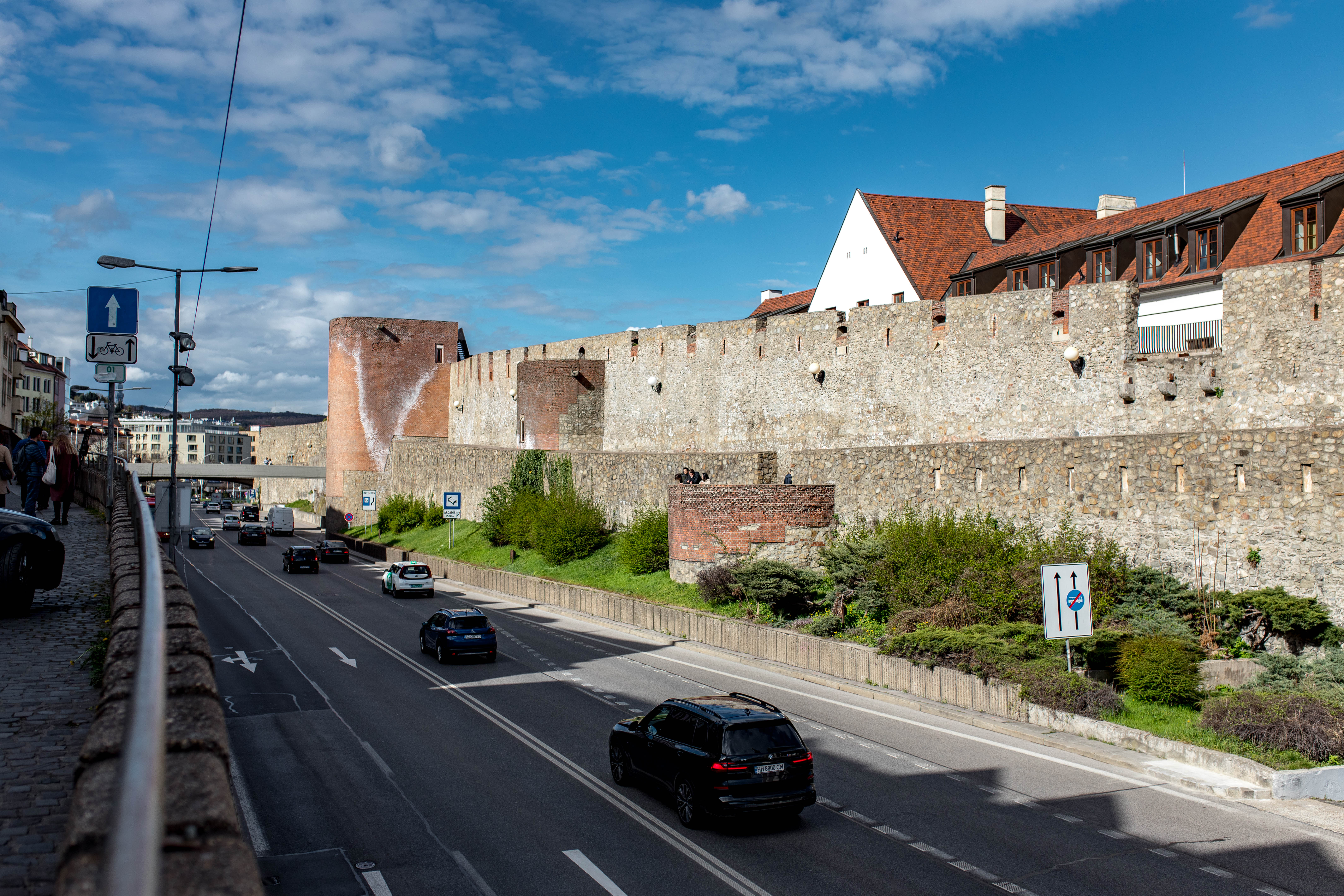 Bratislava 311