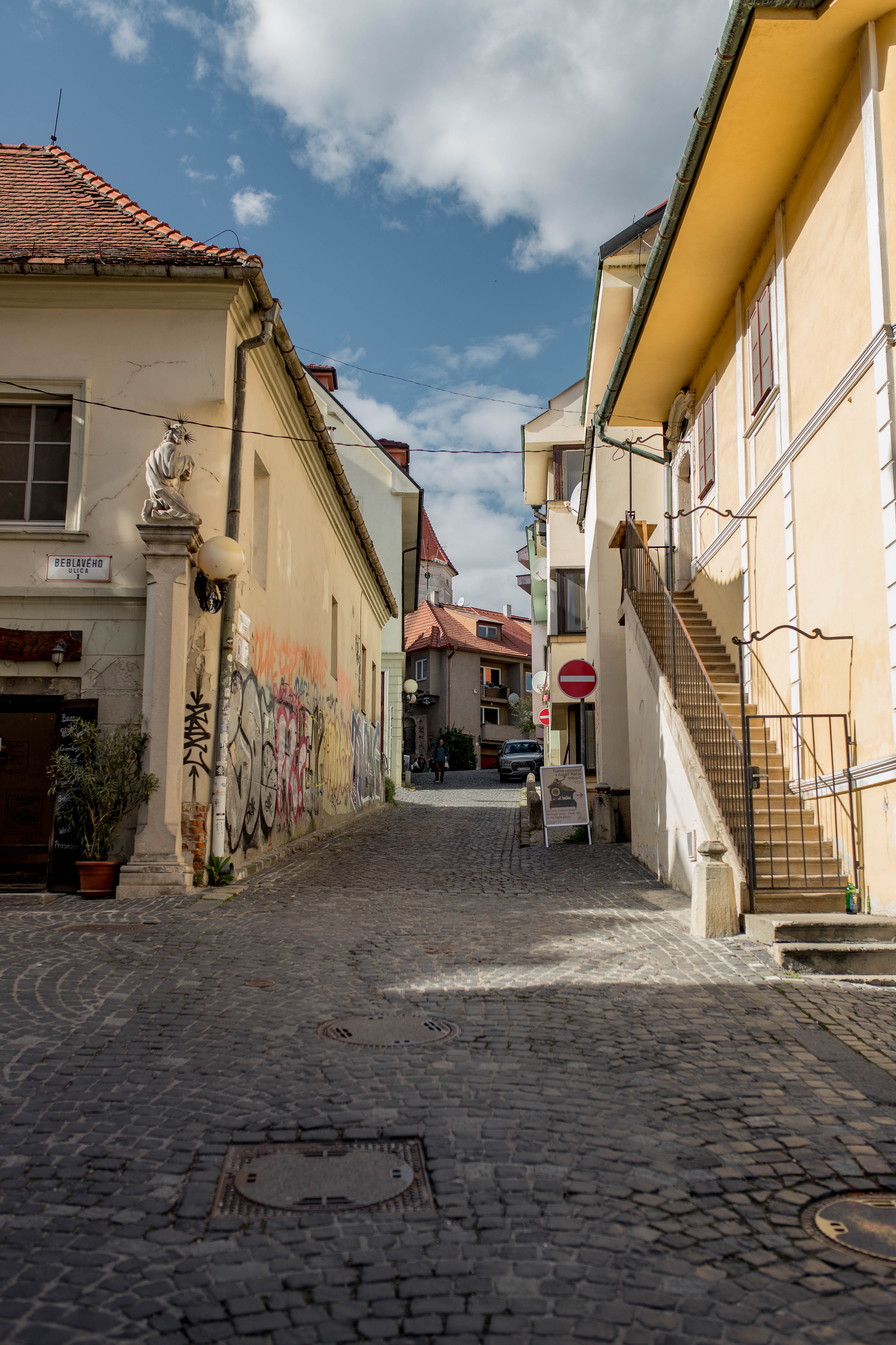 Bratislava 317