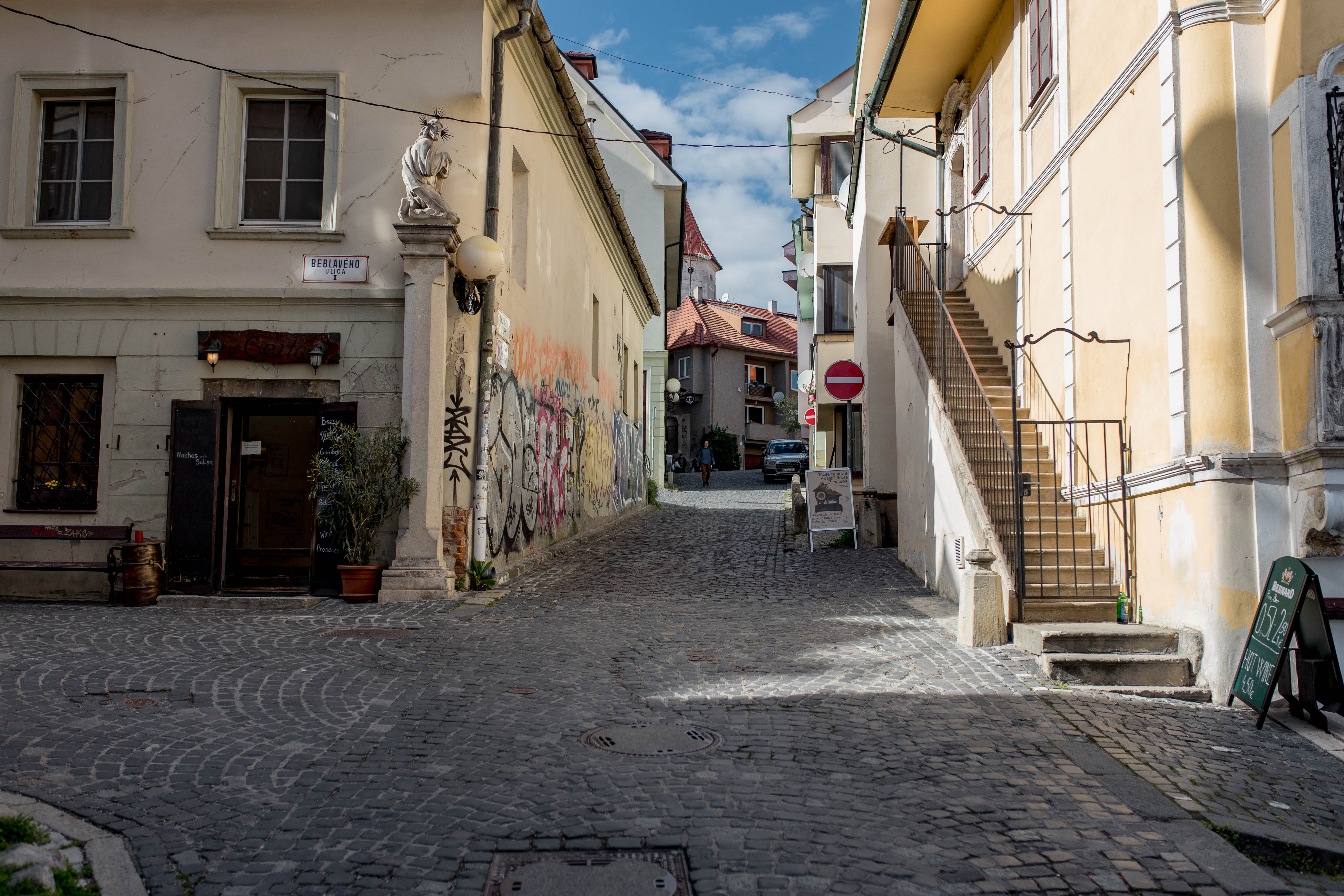 Bratislava 318