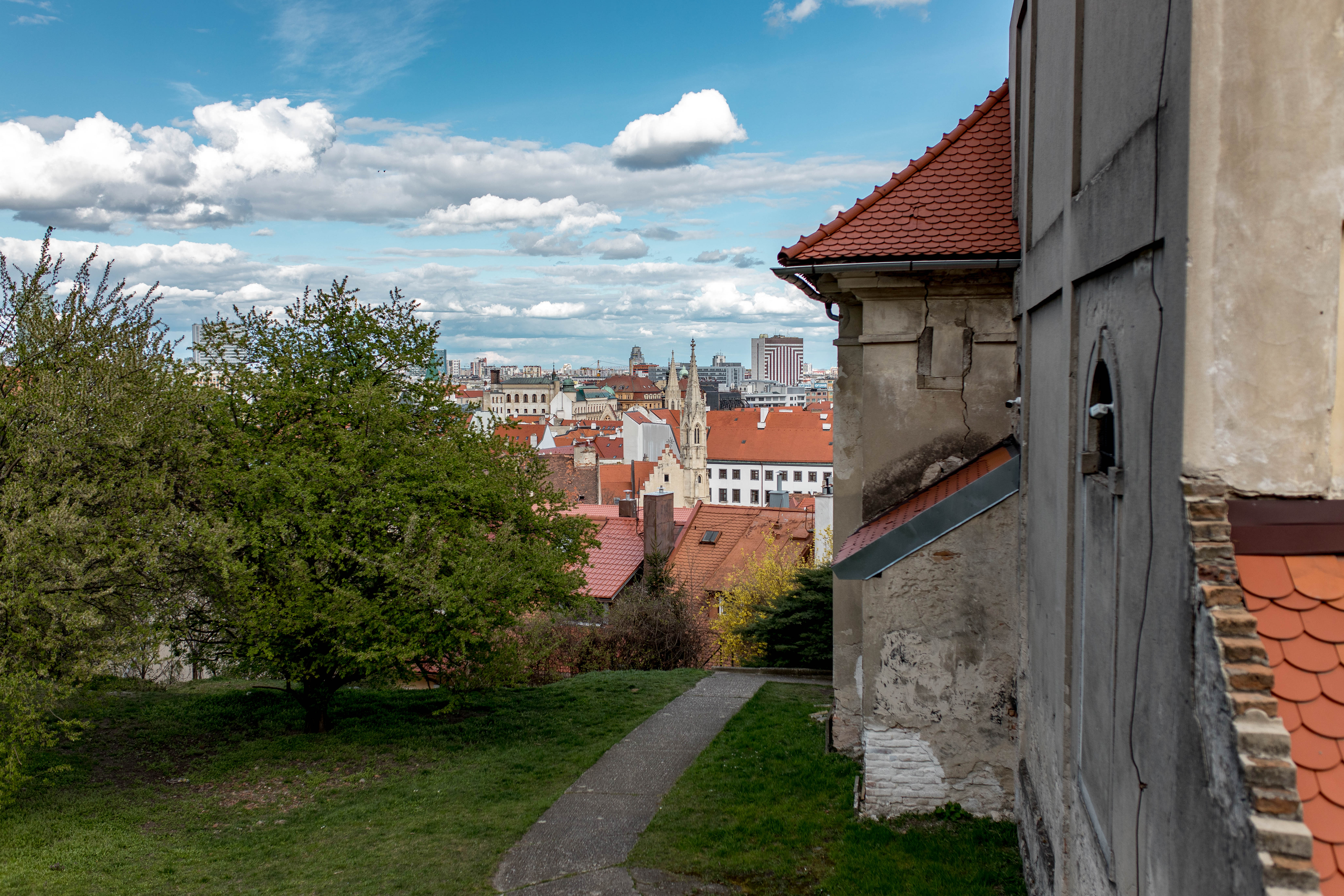 Bratislava 328