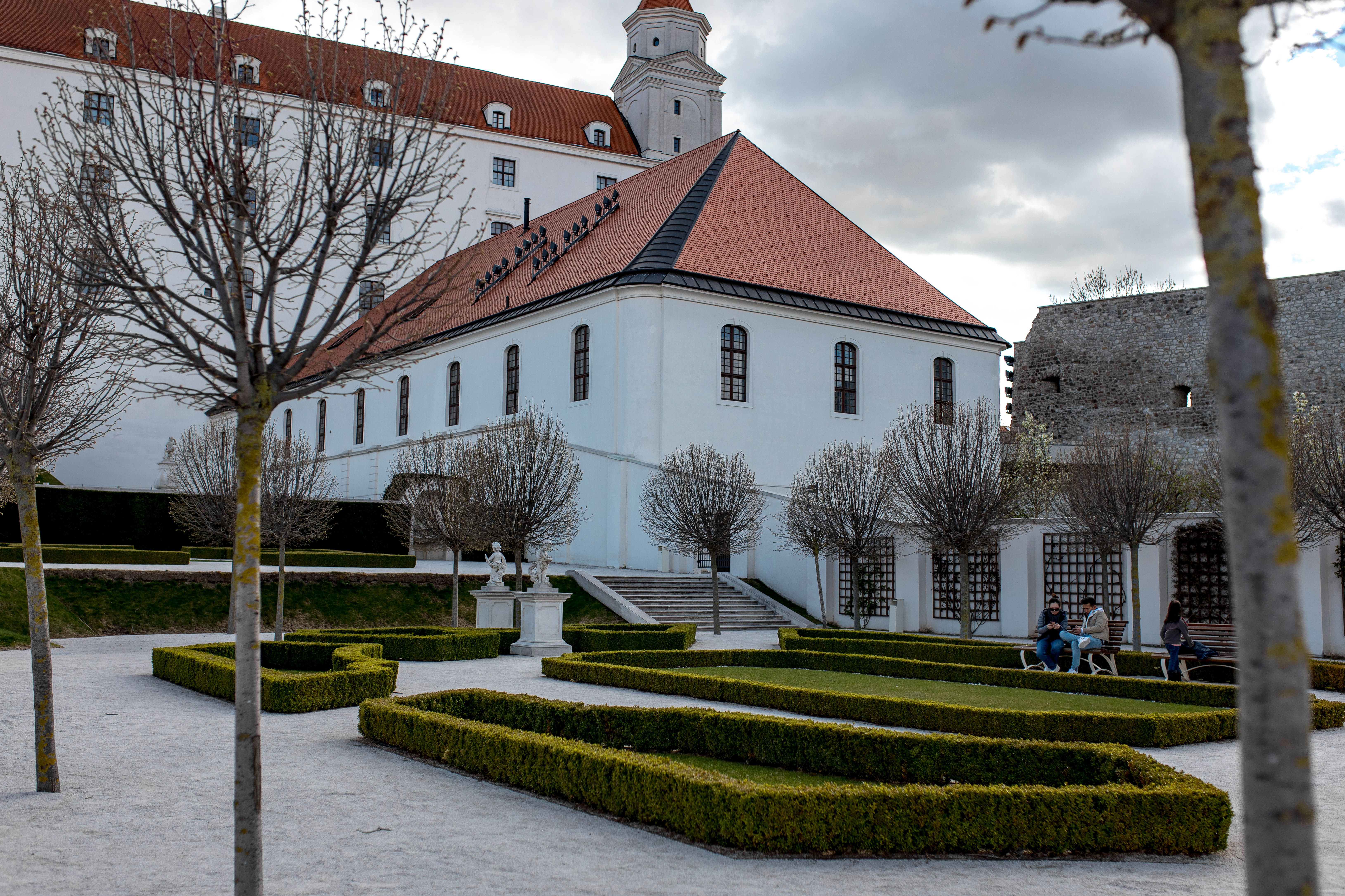 Bratislava 345