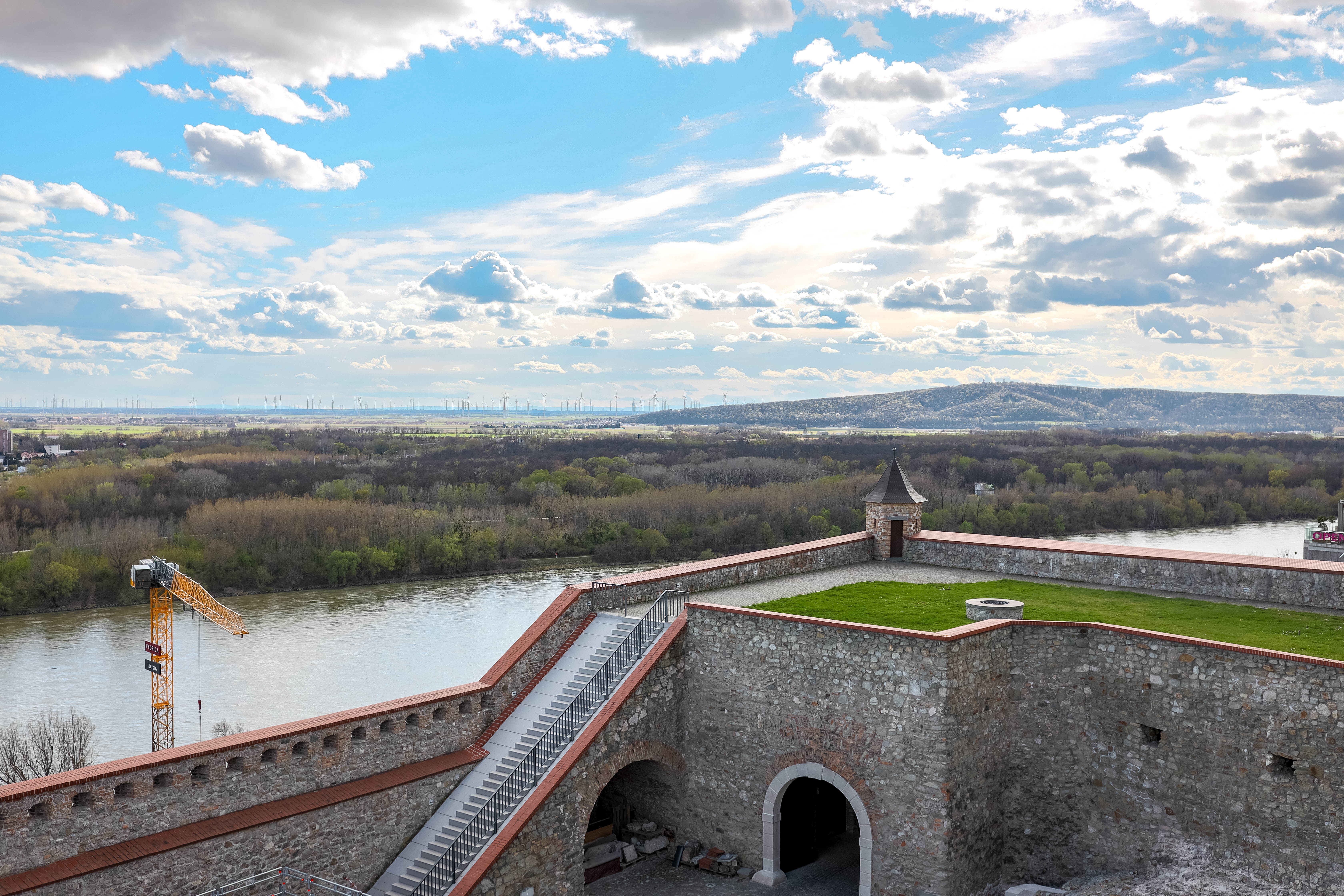 Bratislava 363