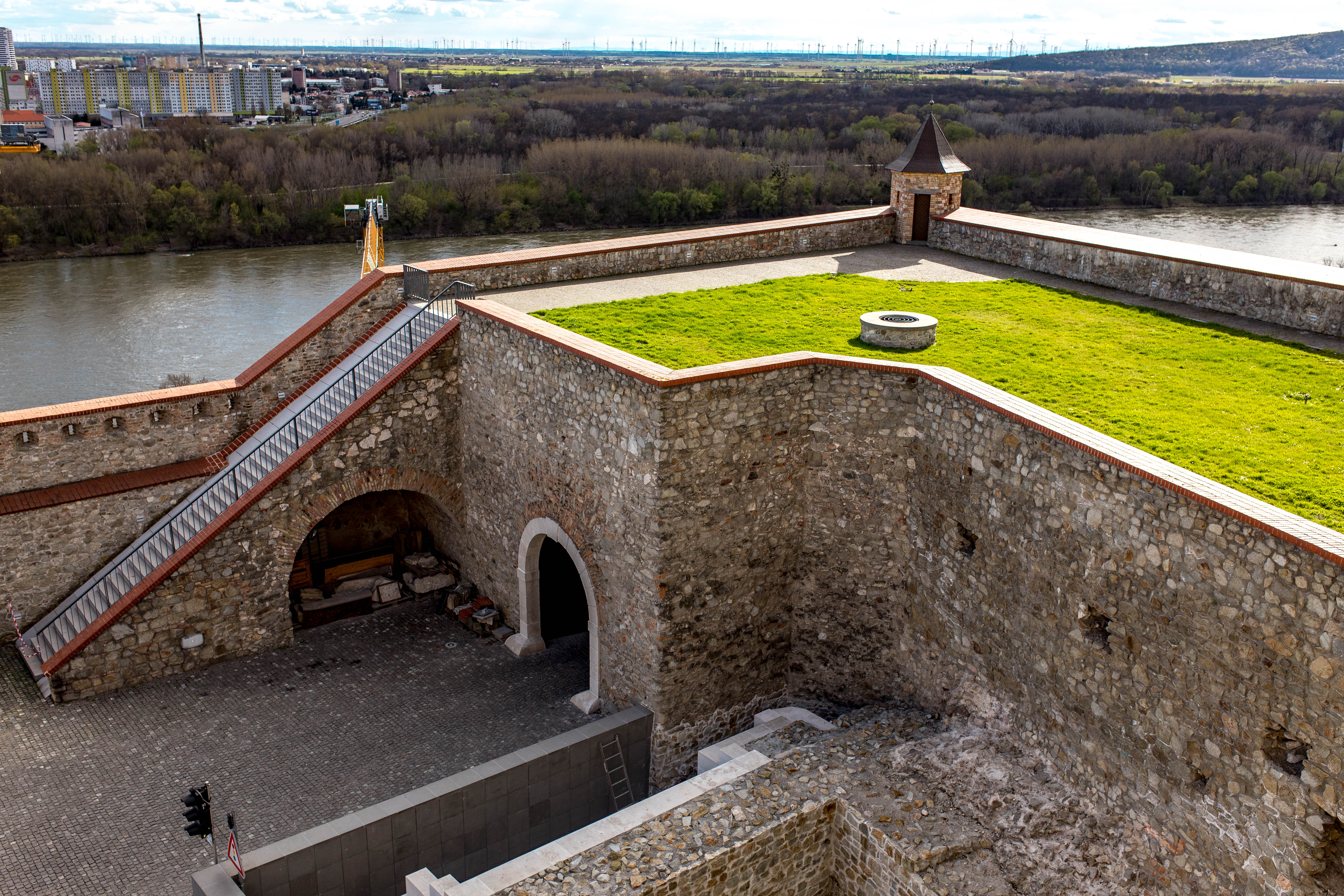 Bratislava 366