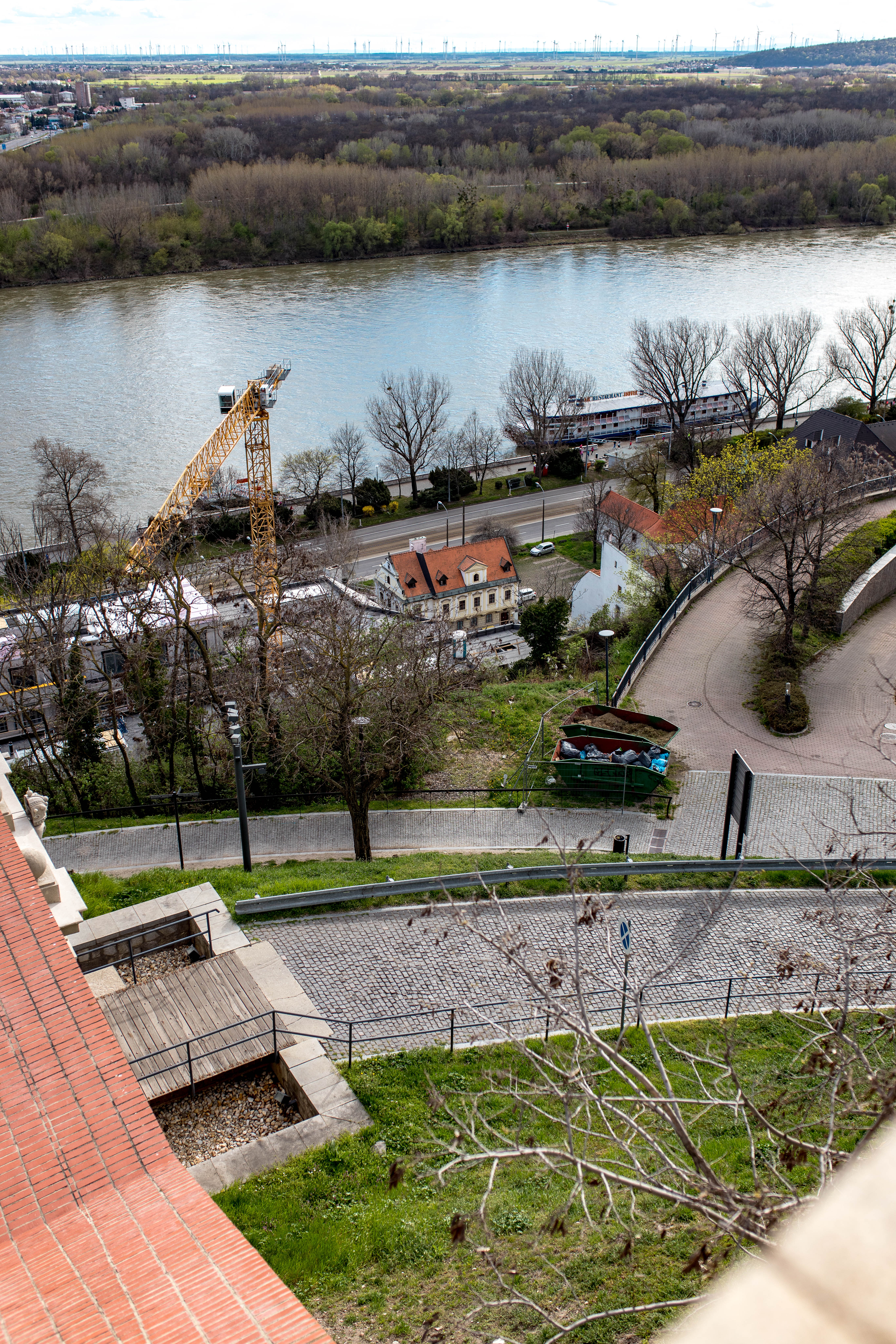 Bratislava 370