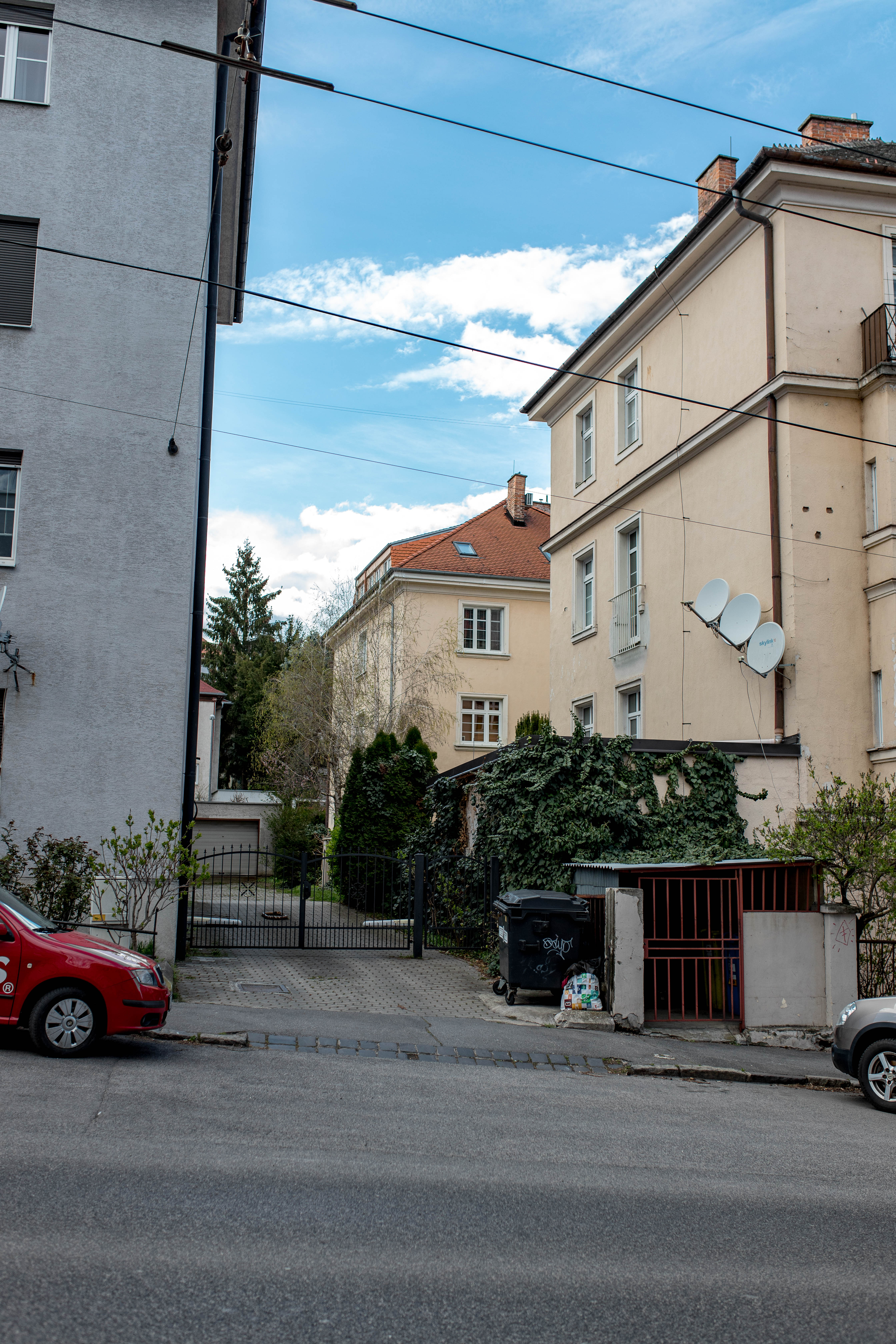 Bratislava 398