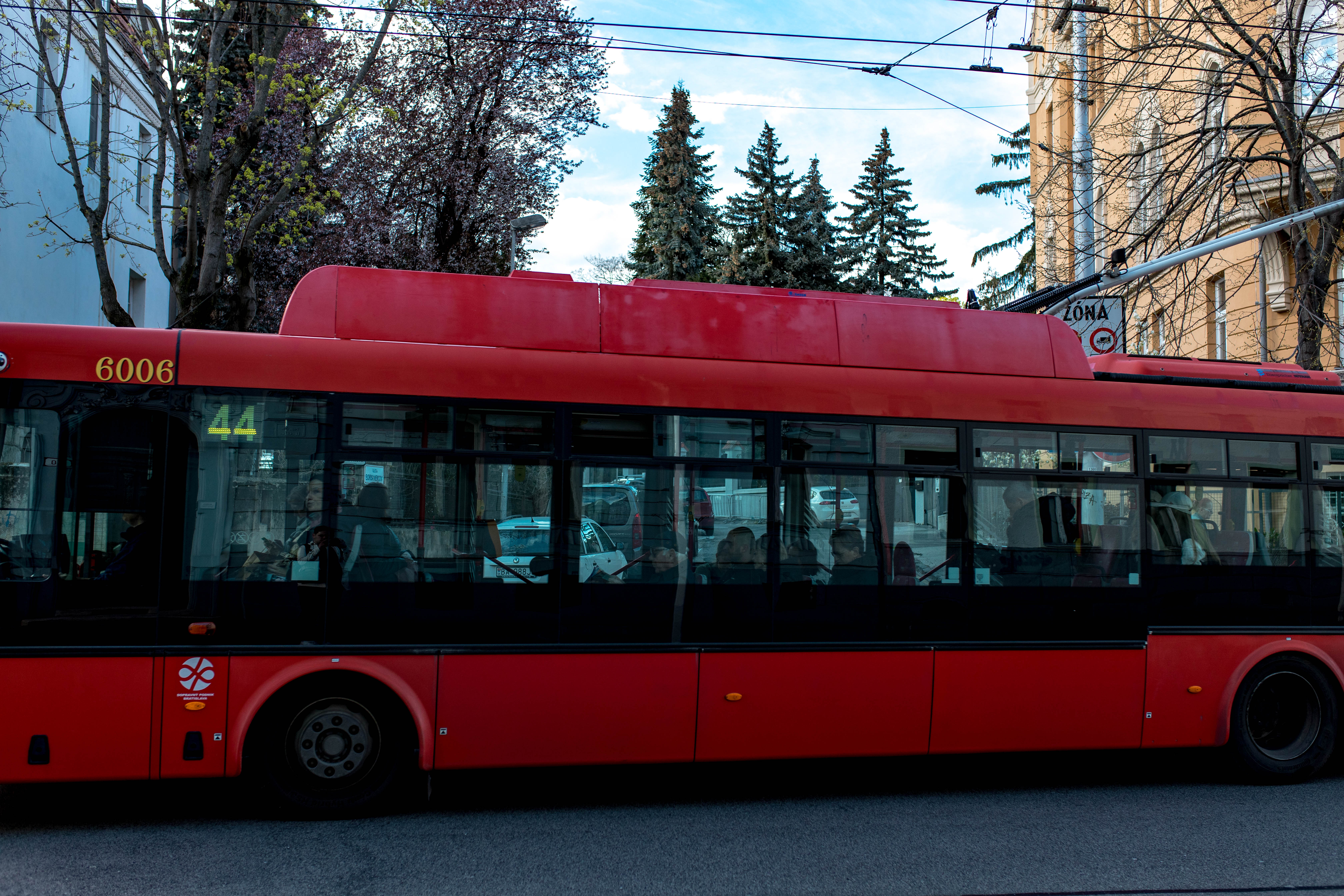 Bratislava 415