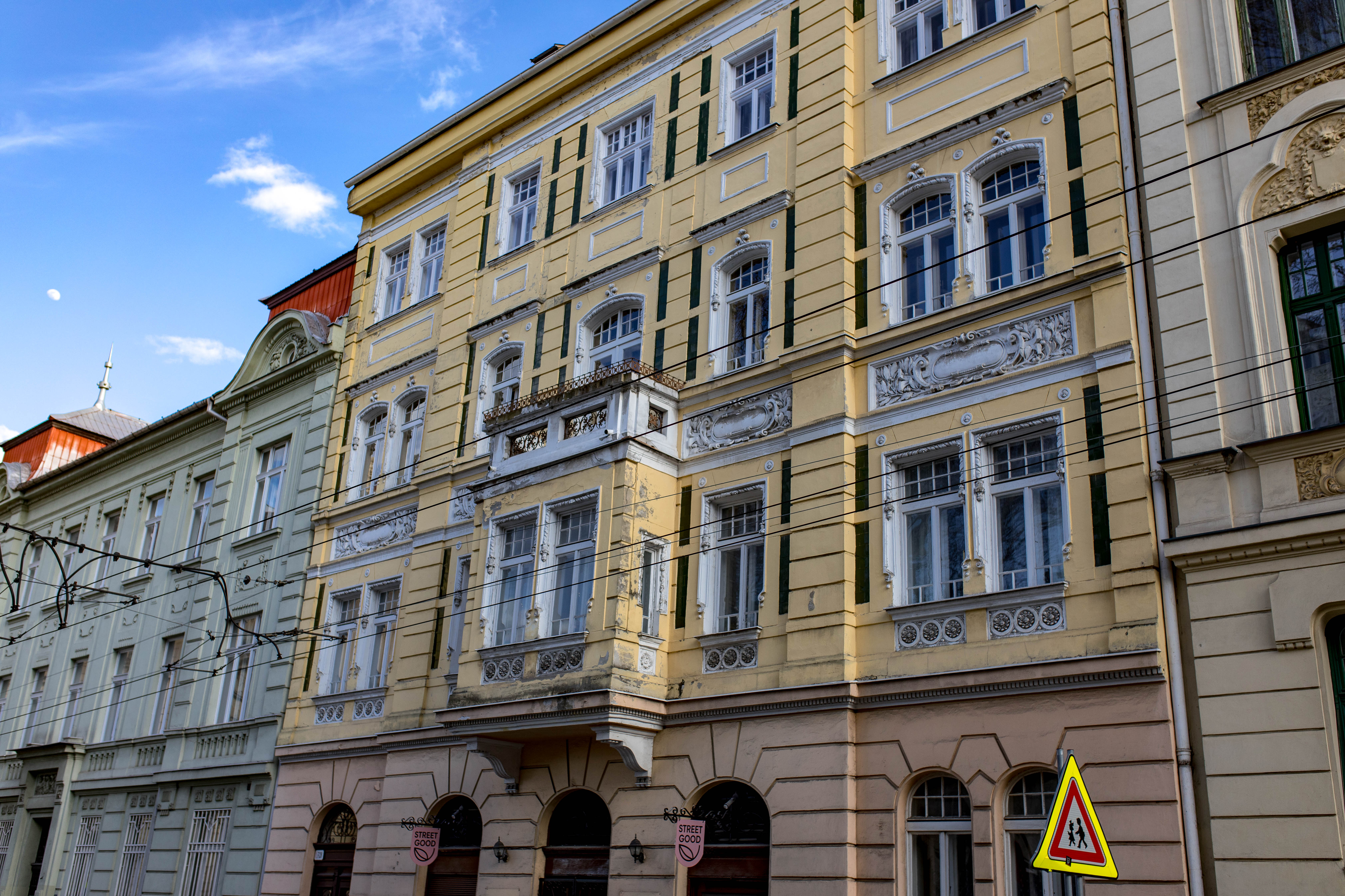 Bratislava 421