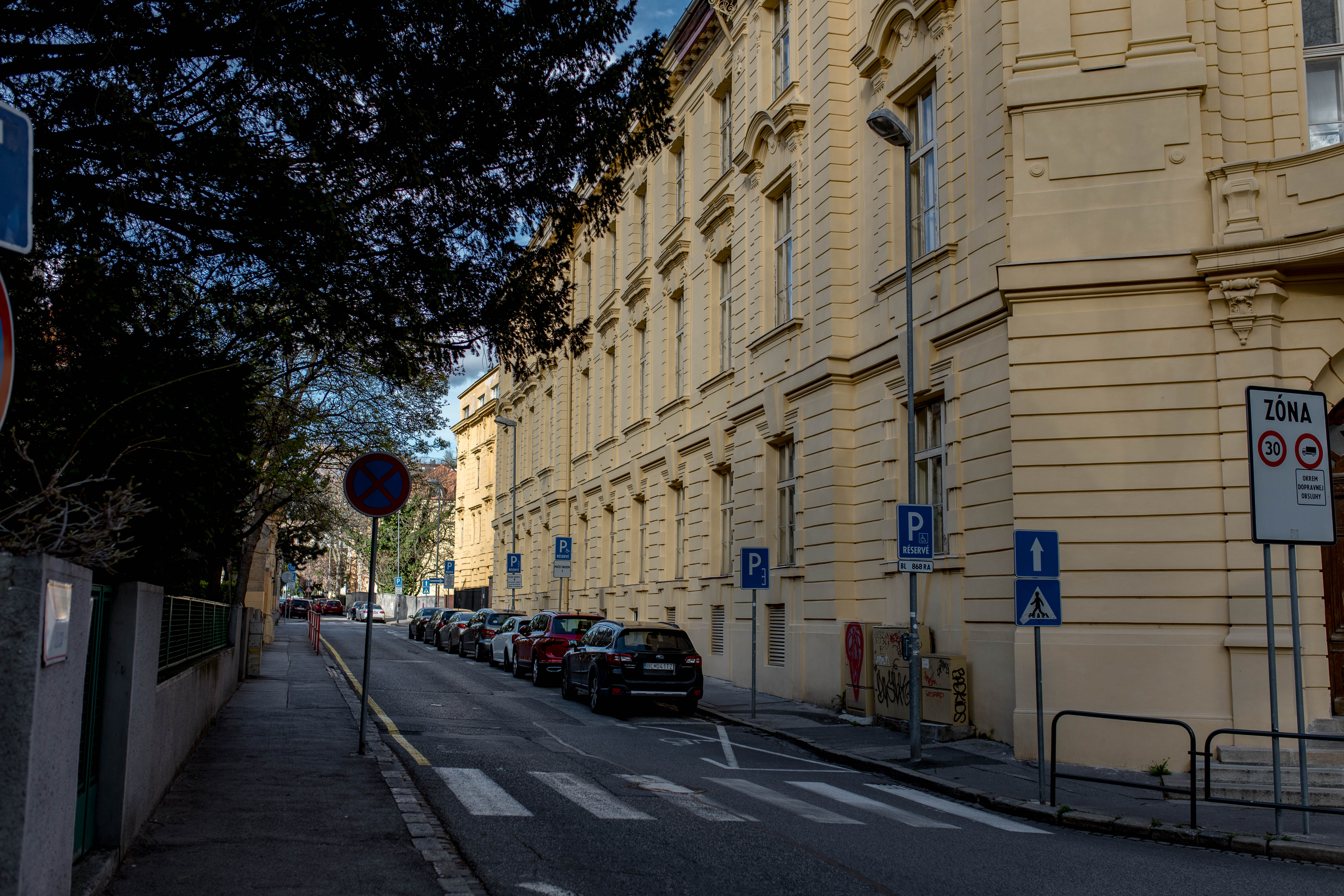 Bratislava 423