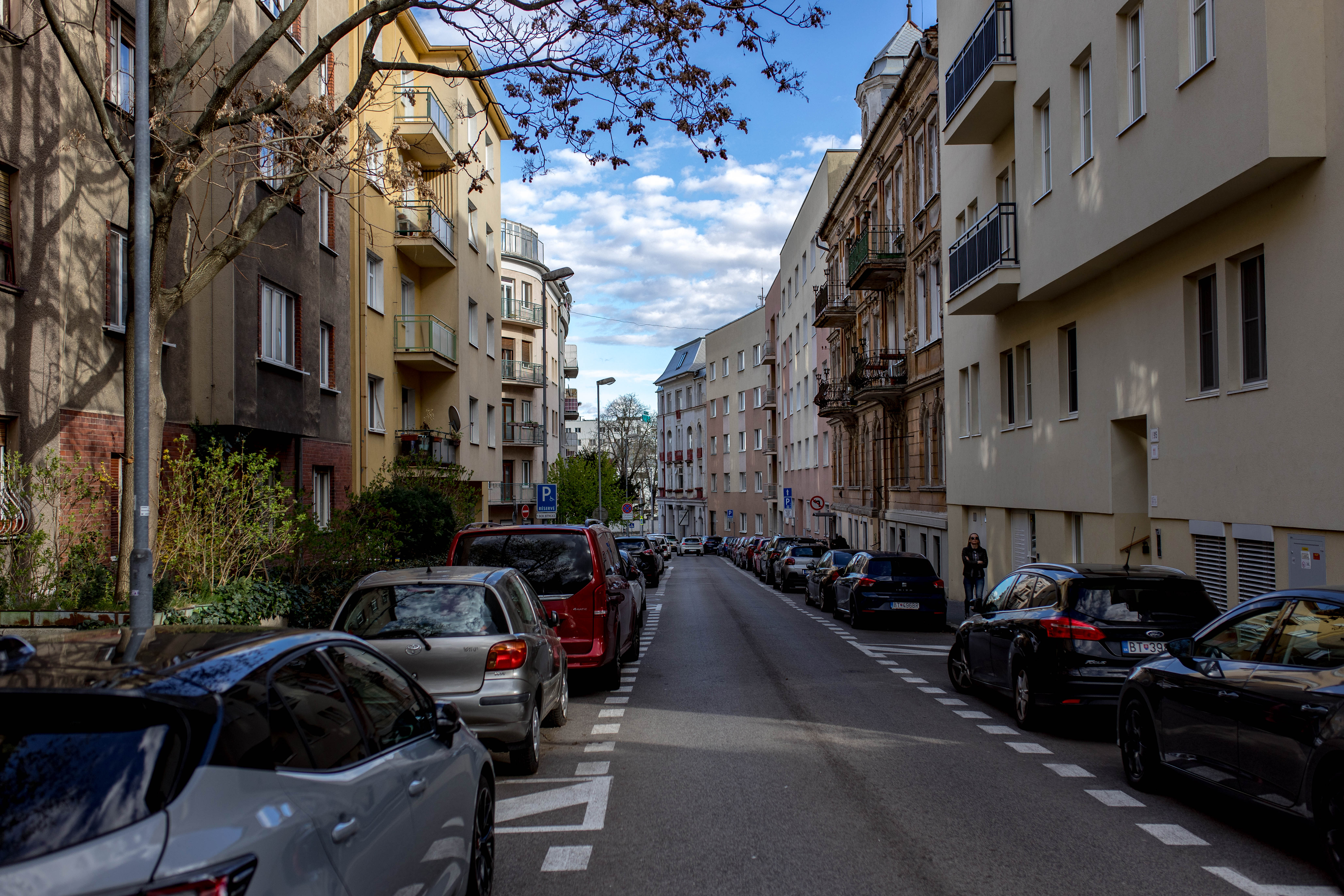 Bratislava 438