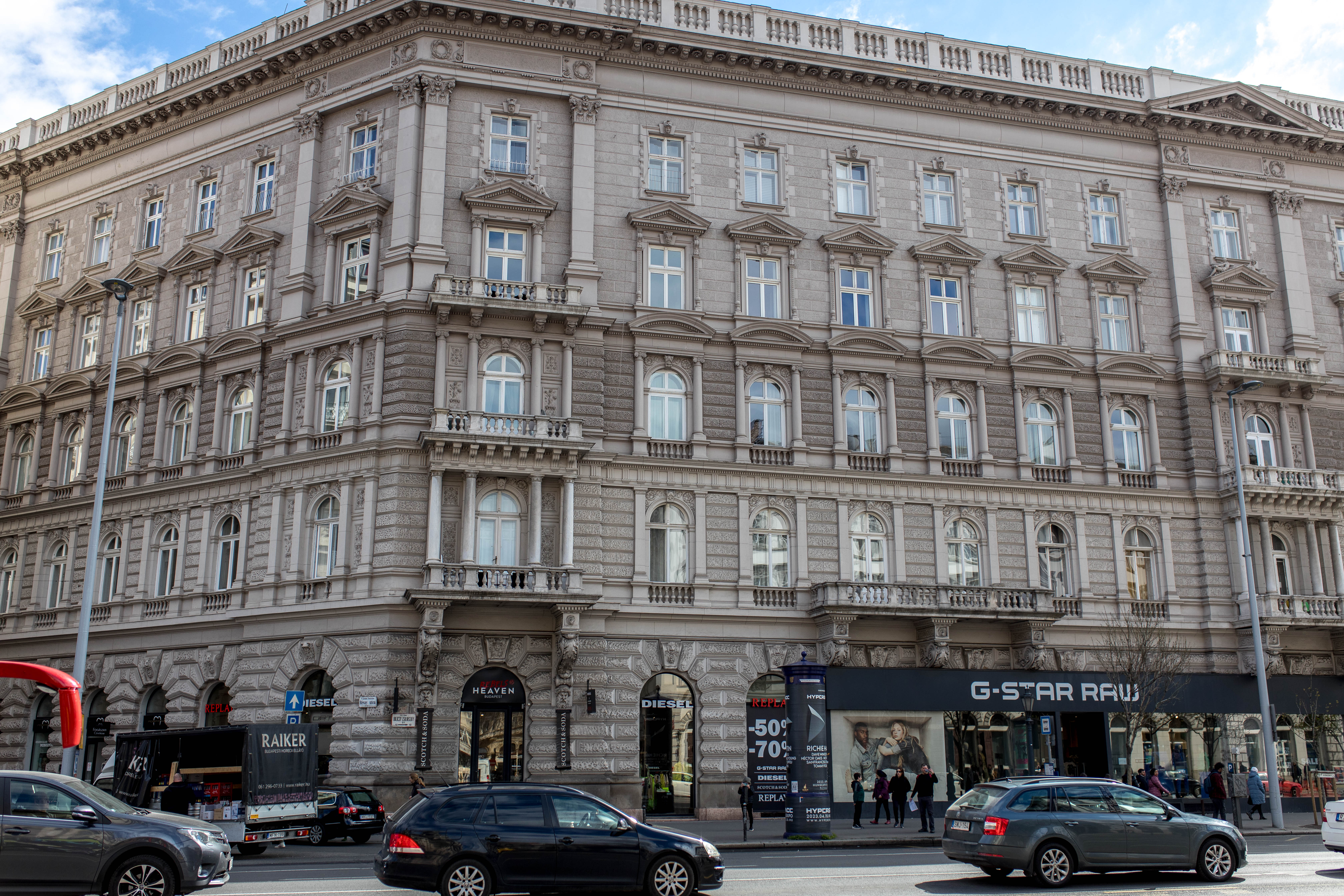 Budapest 76