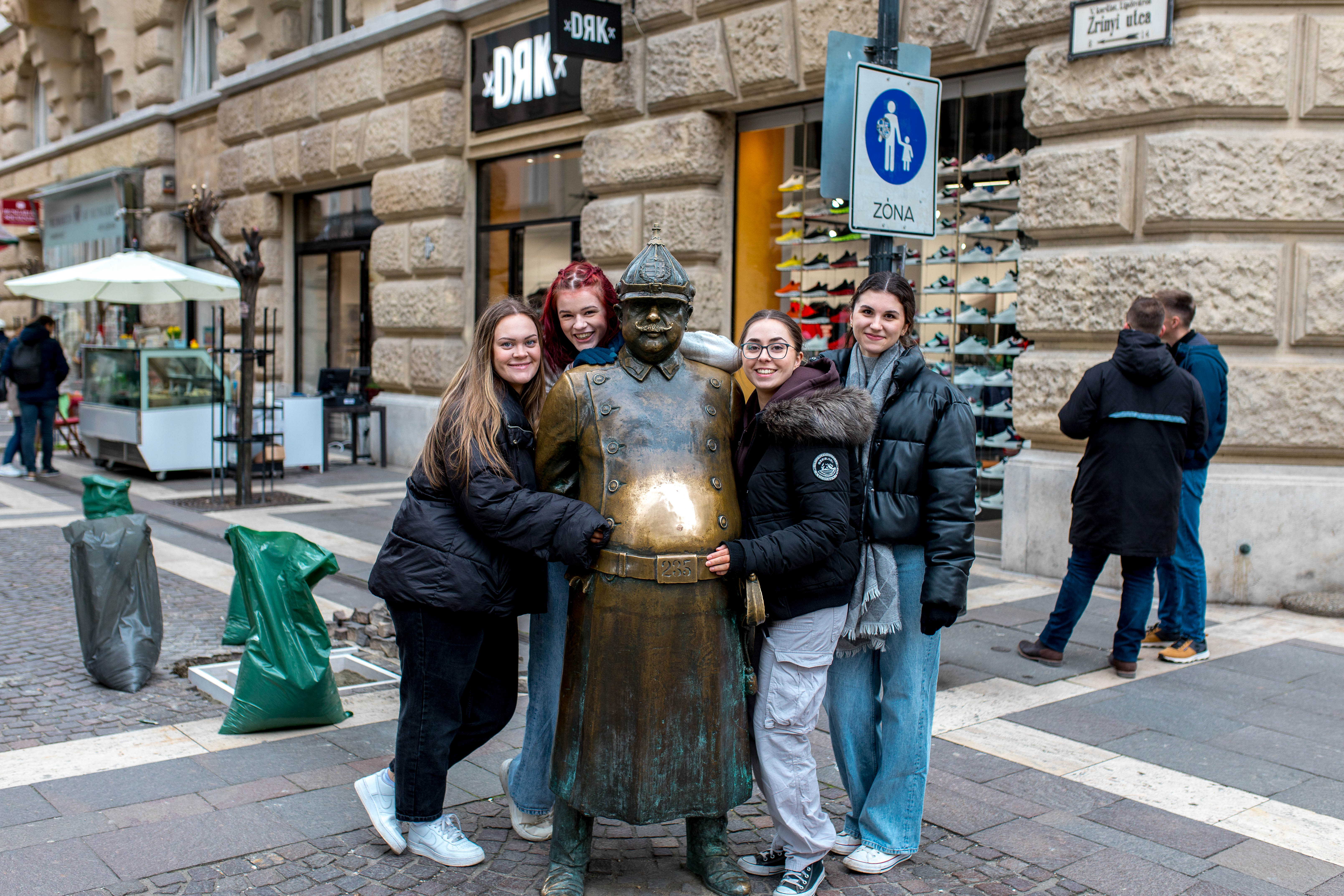 Budapest 213