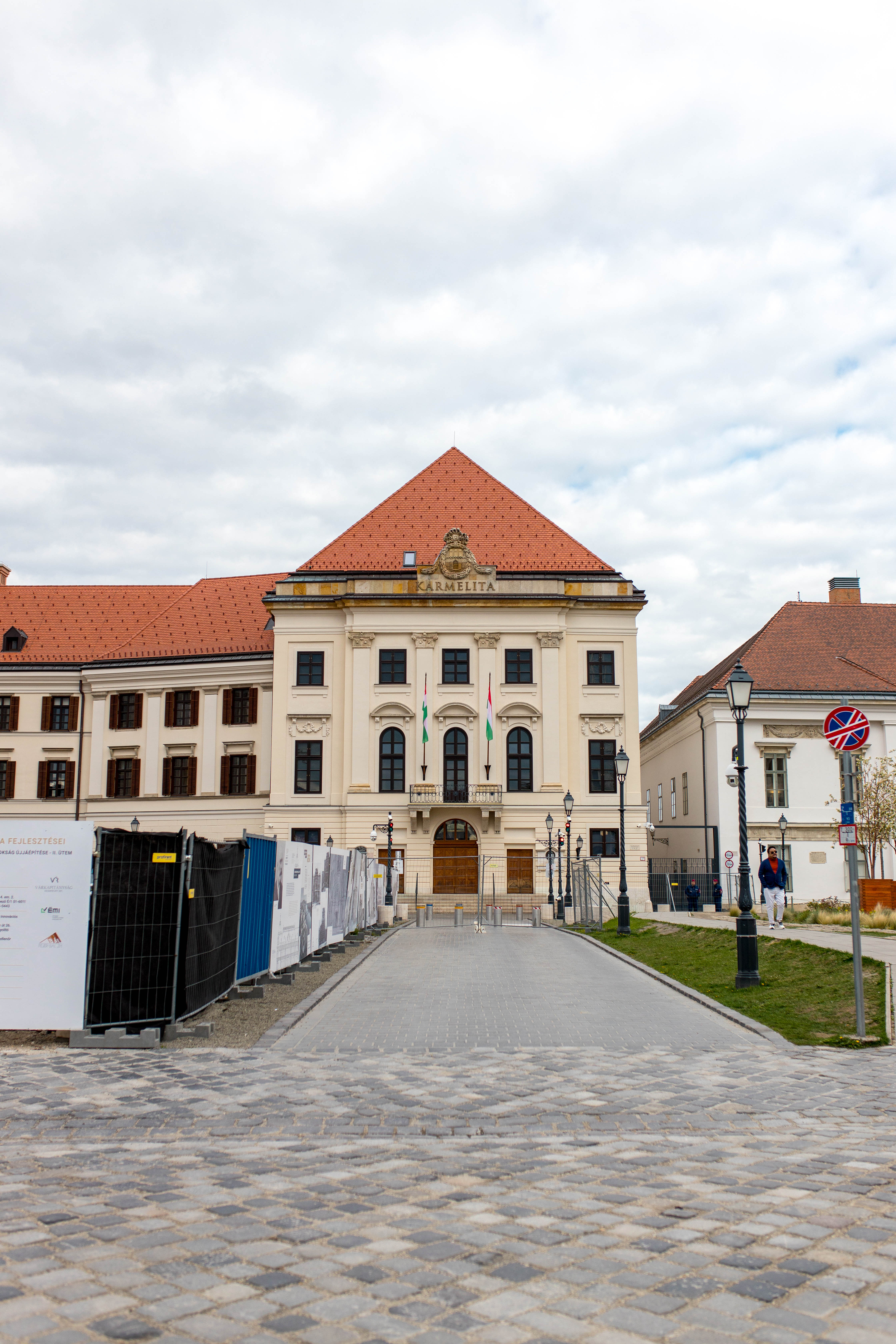 Budapest 413