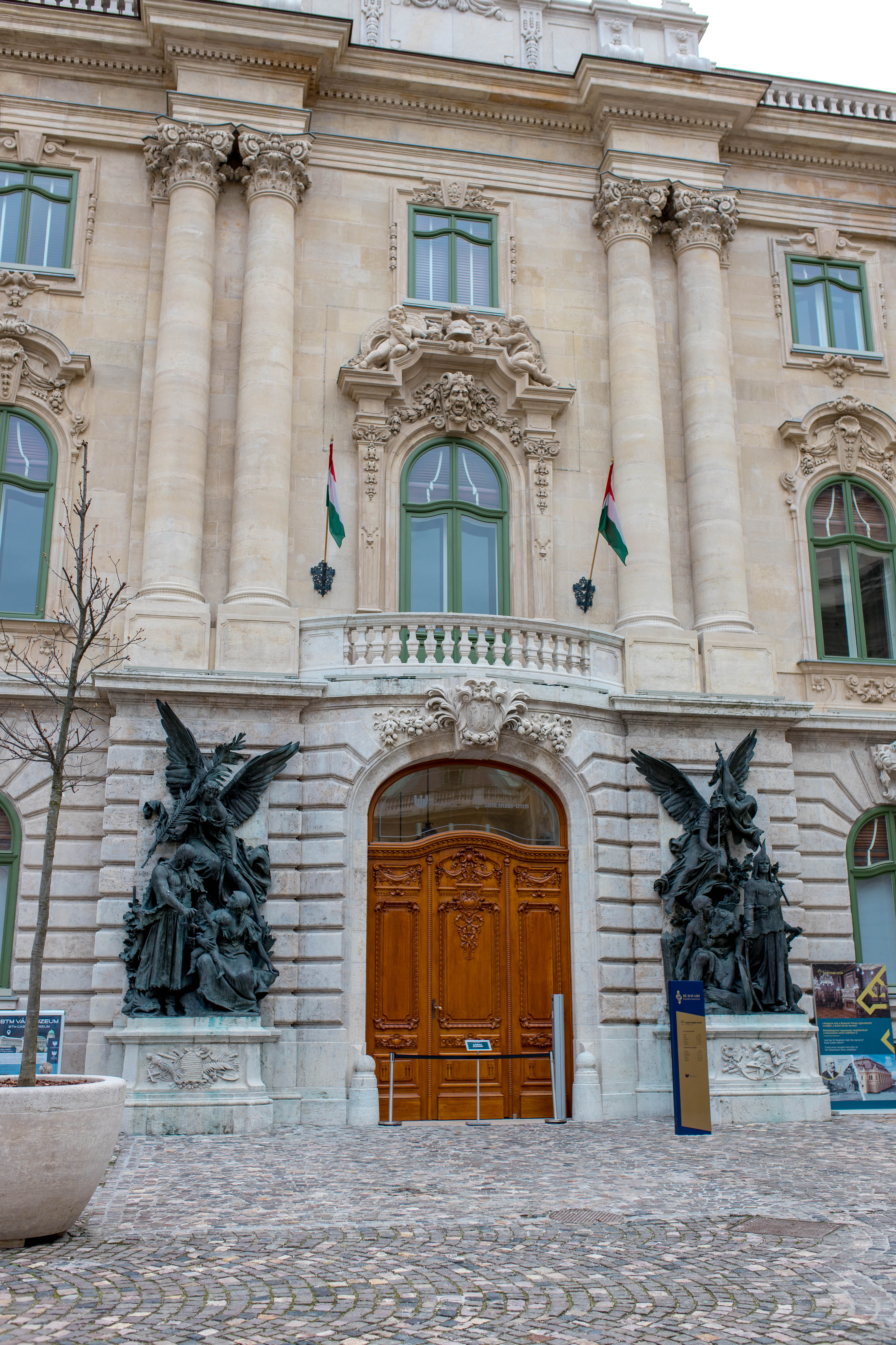 Budapest 469