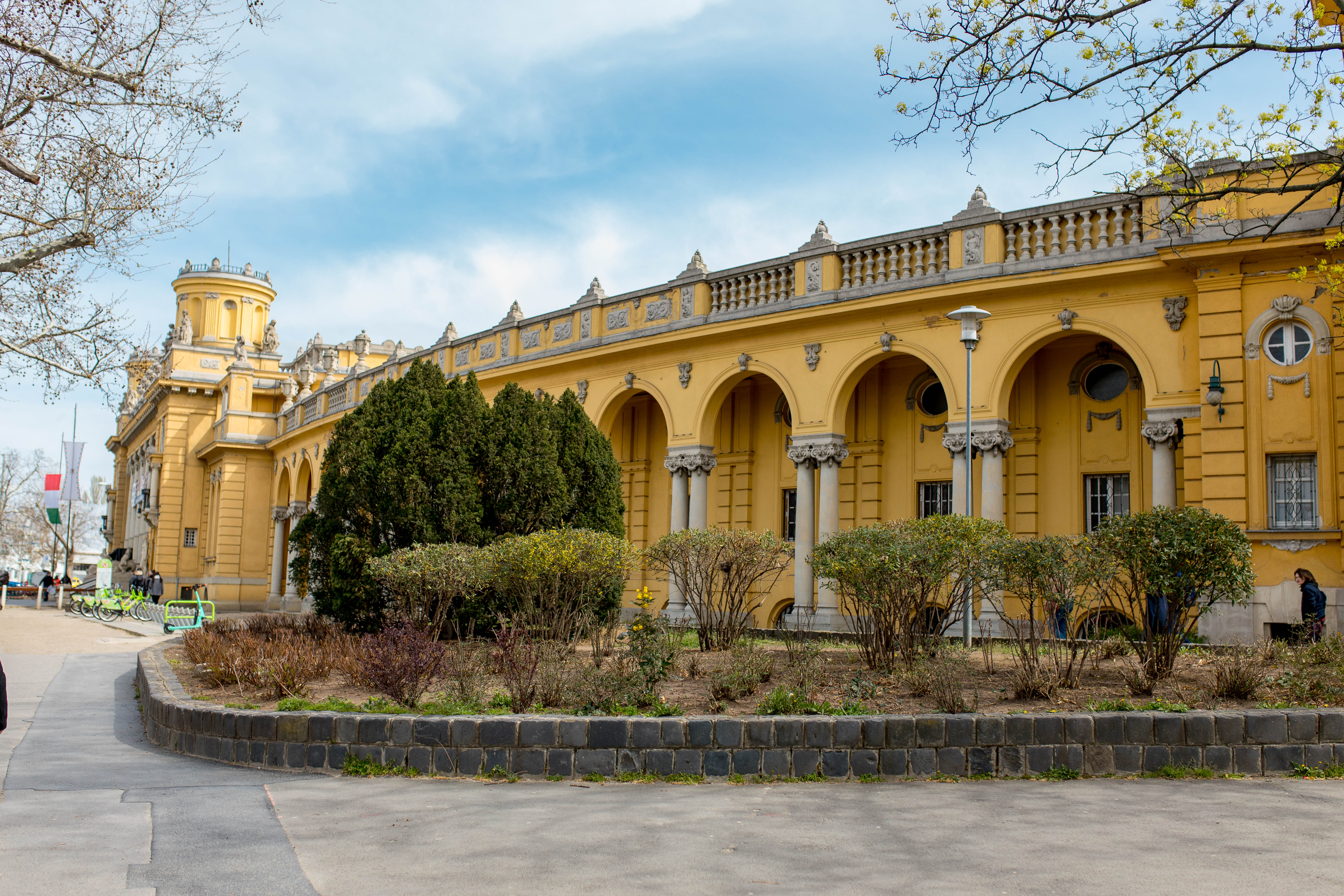 Budapest 698