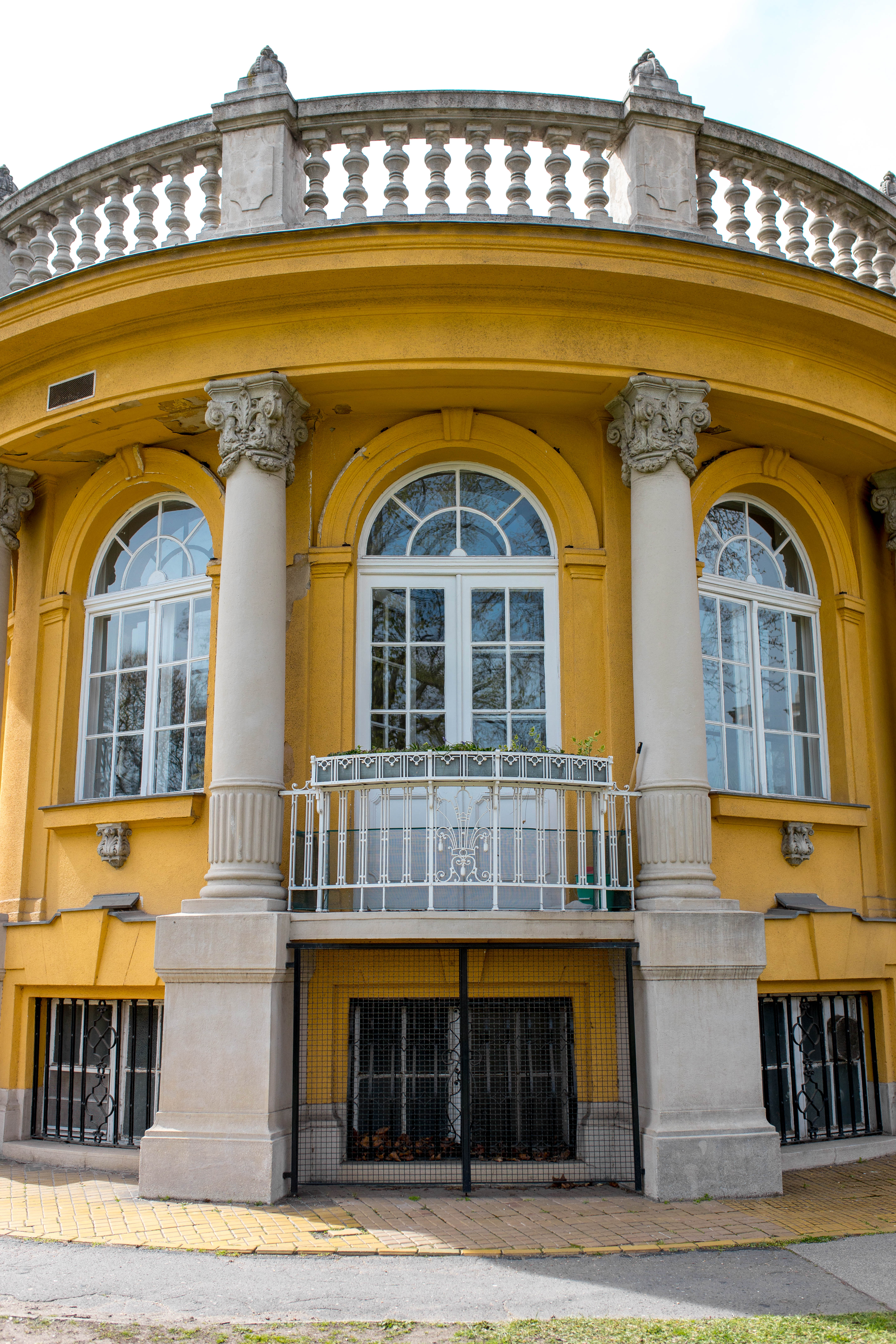 Budapest 711