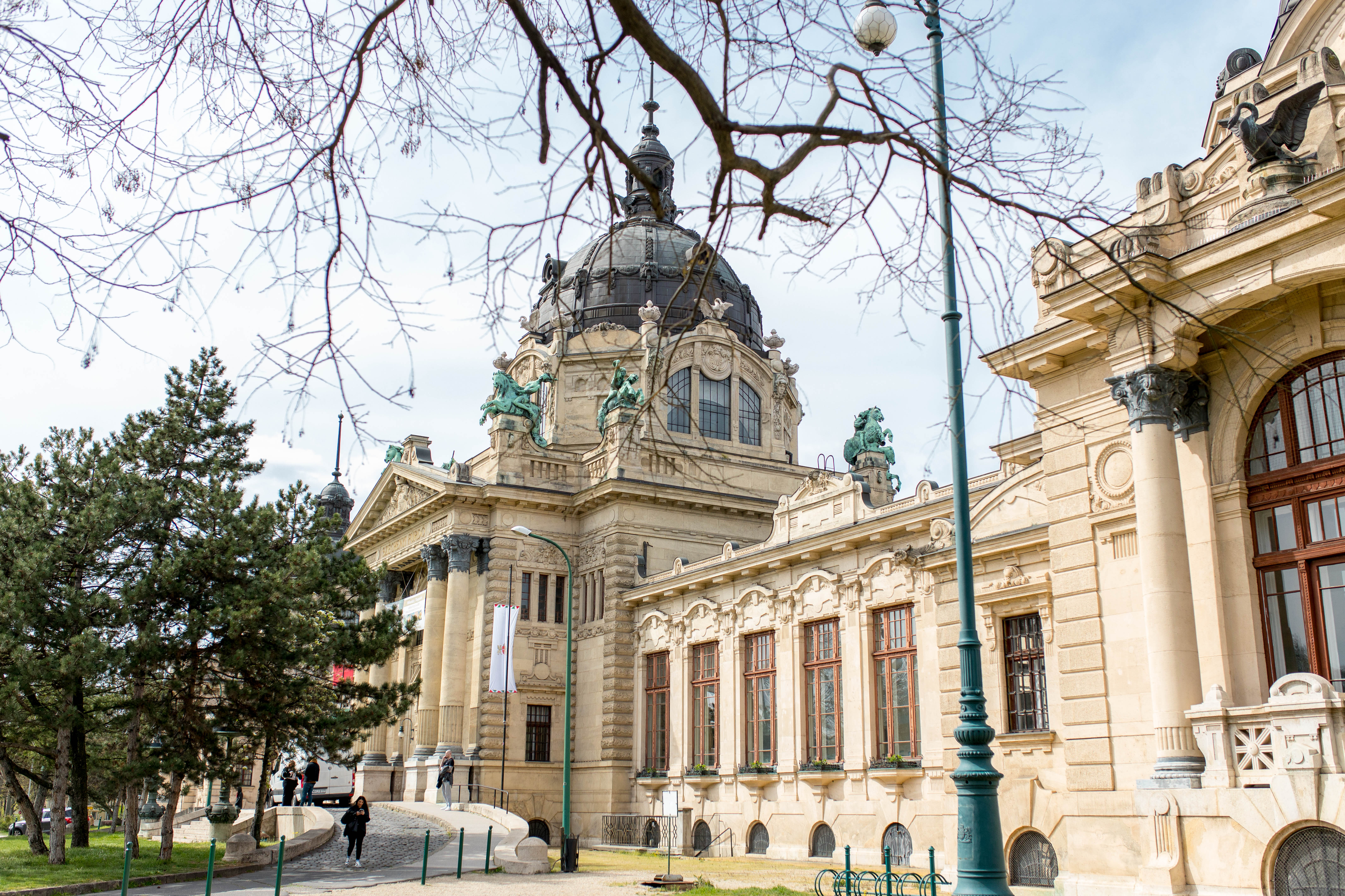 Budapest 713