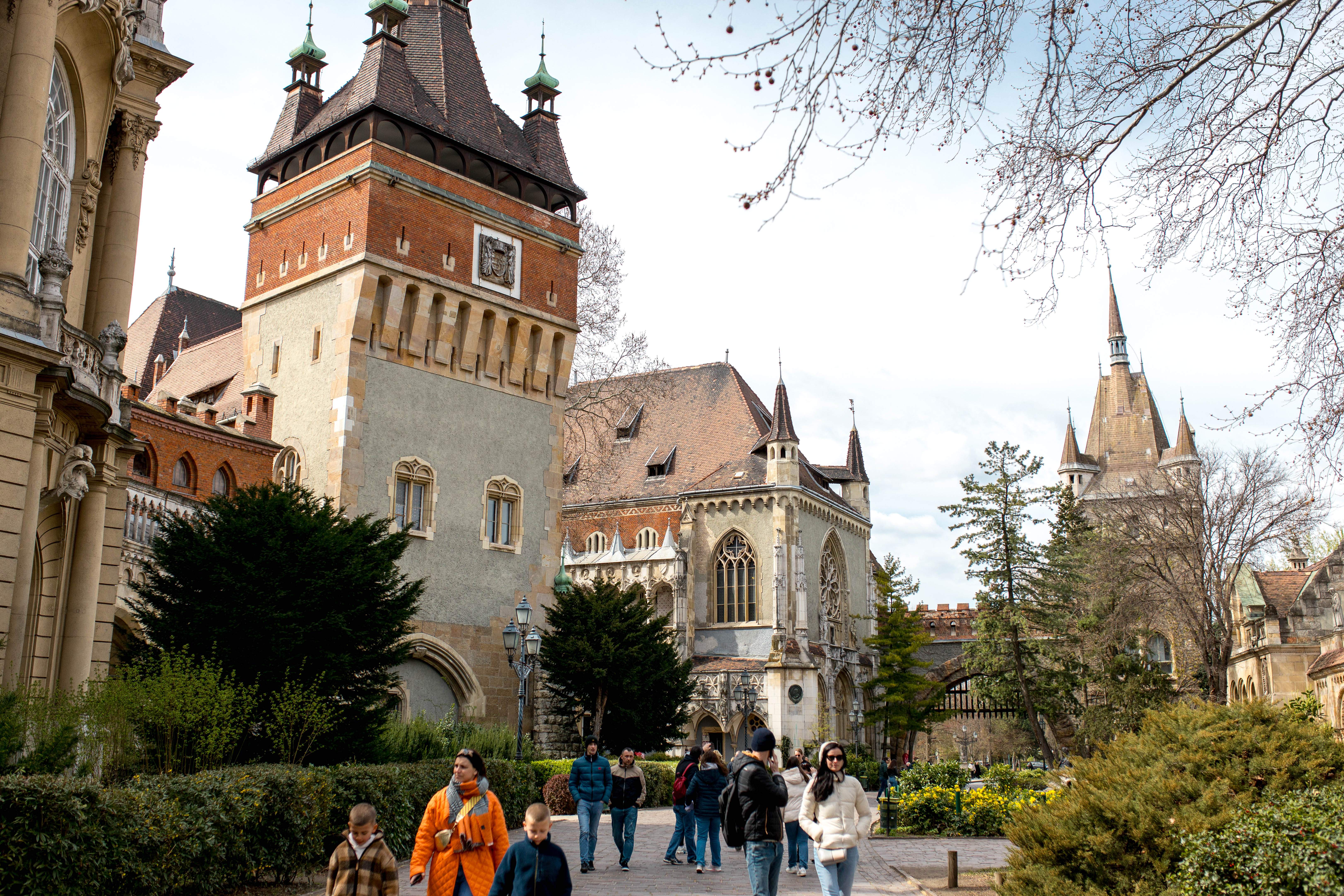 Budapest 755