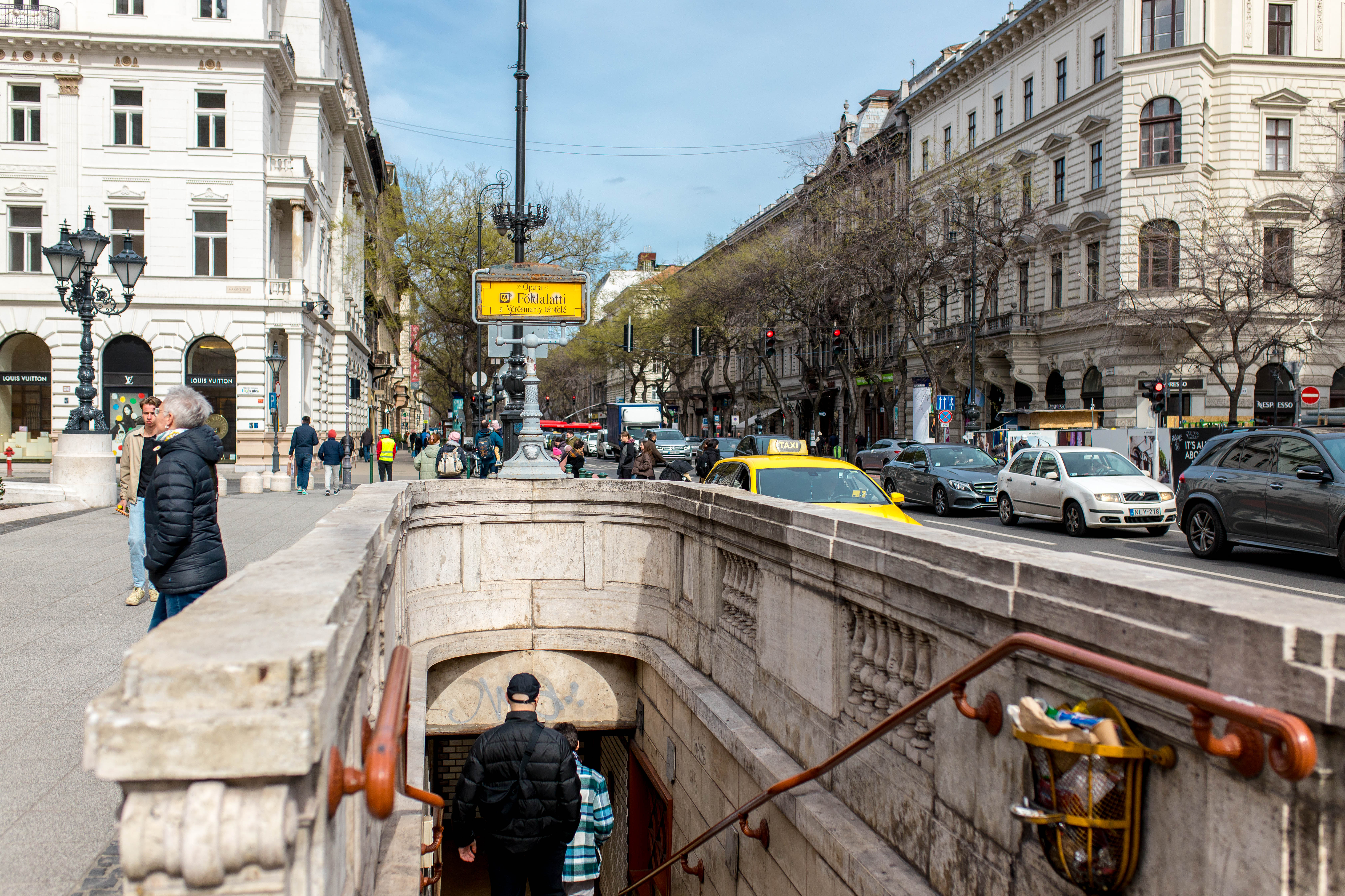 Budapest 882
