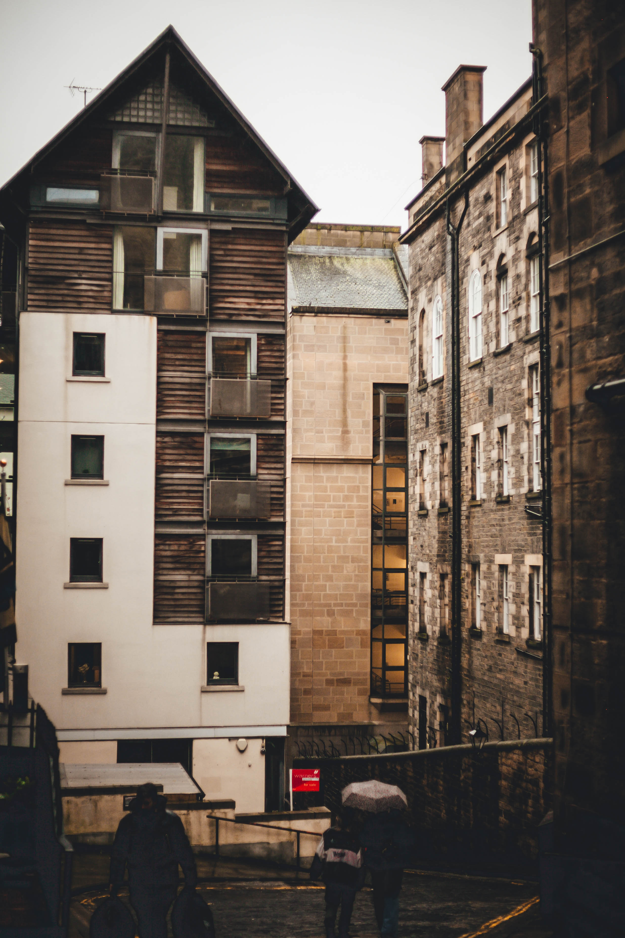 Edinburgh 105