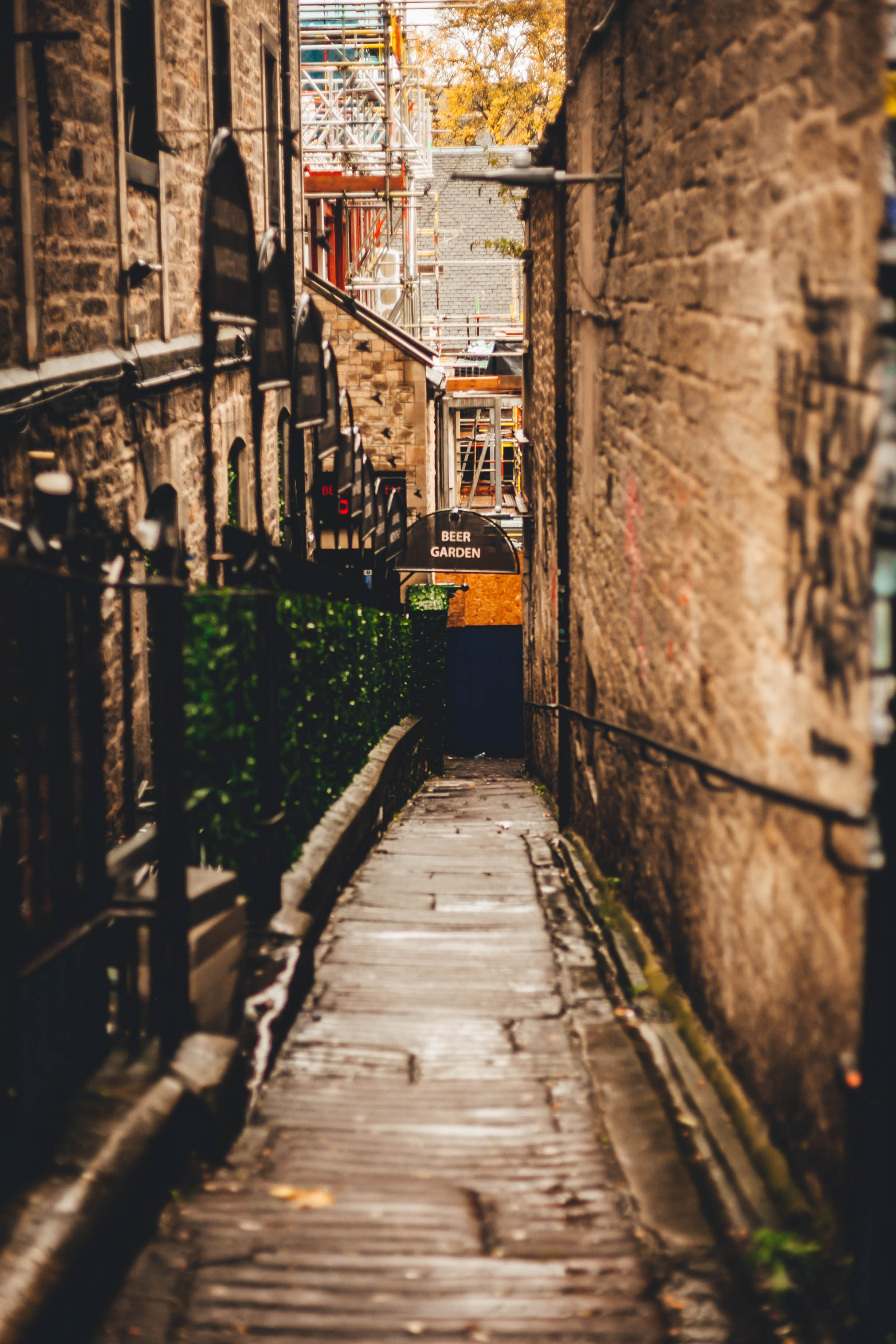 Edinburgh 182