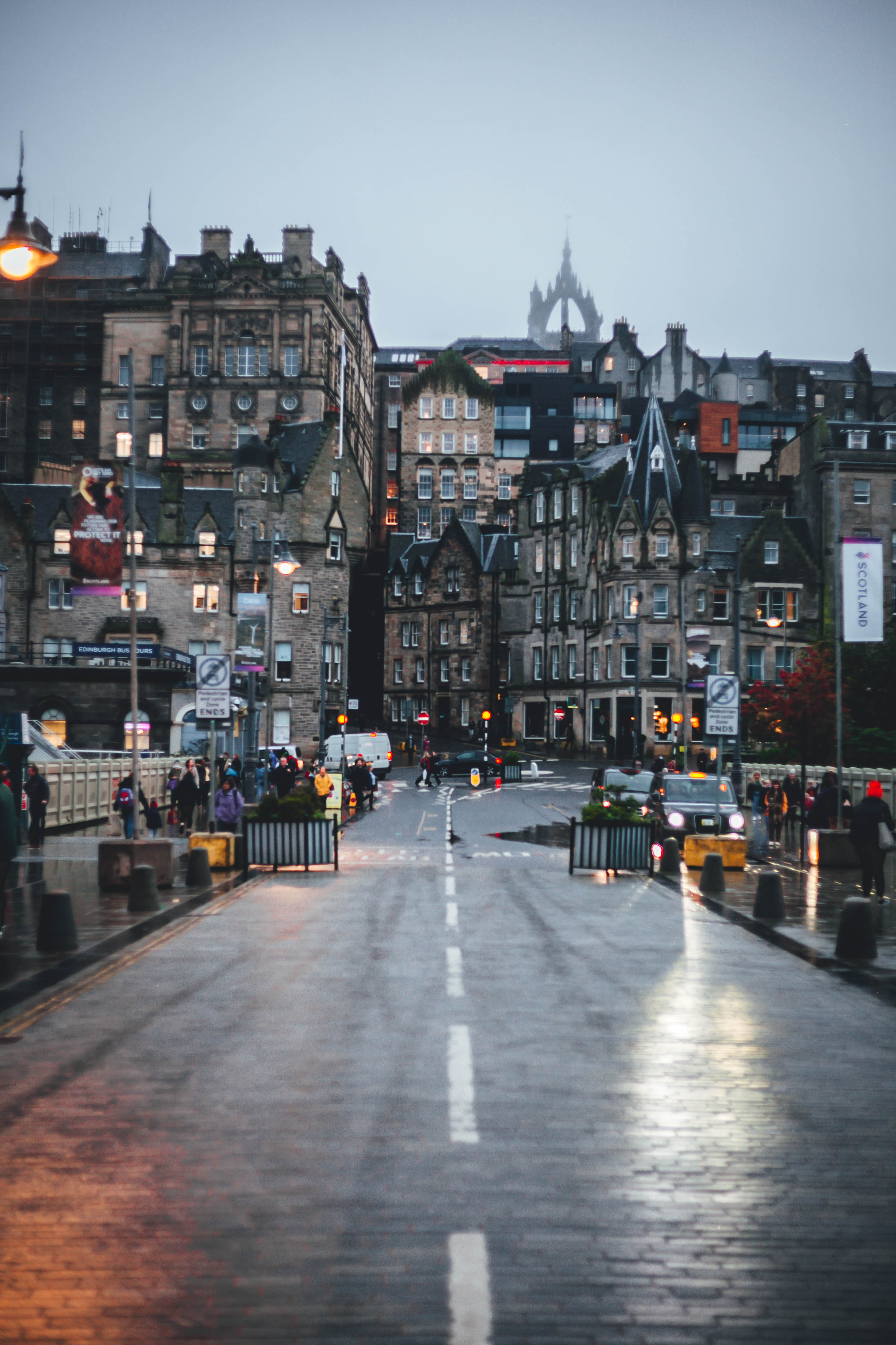 Edinburgh 229