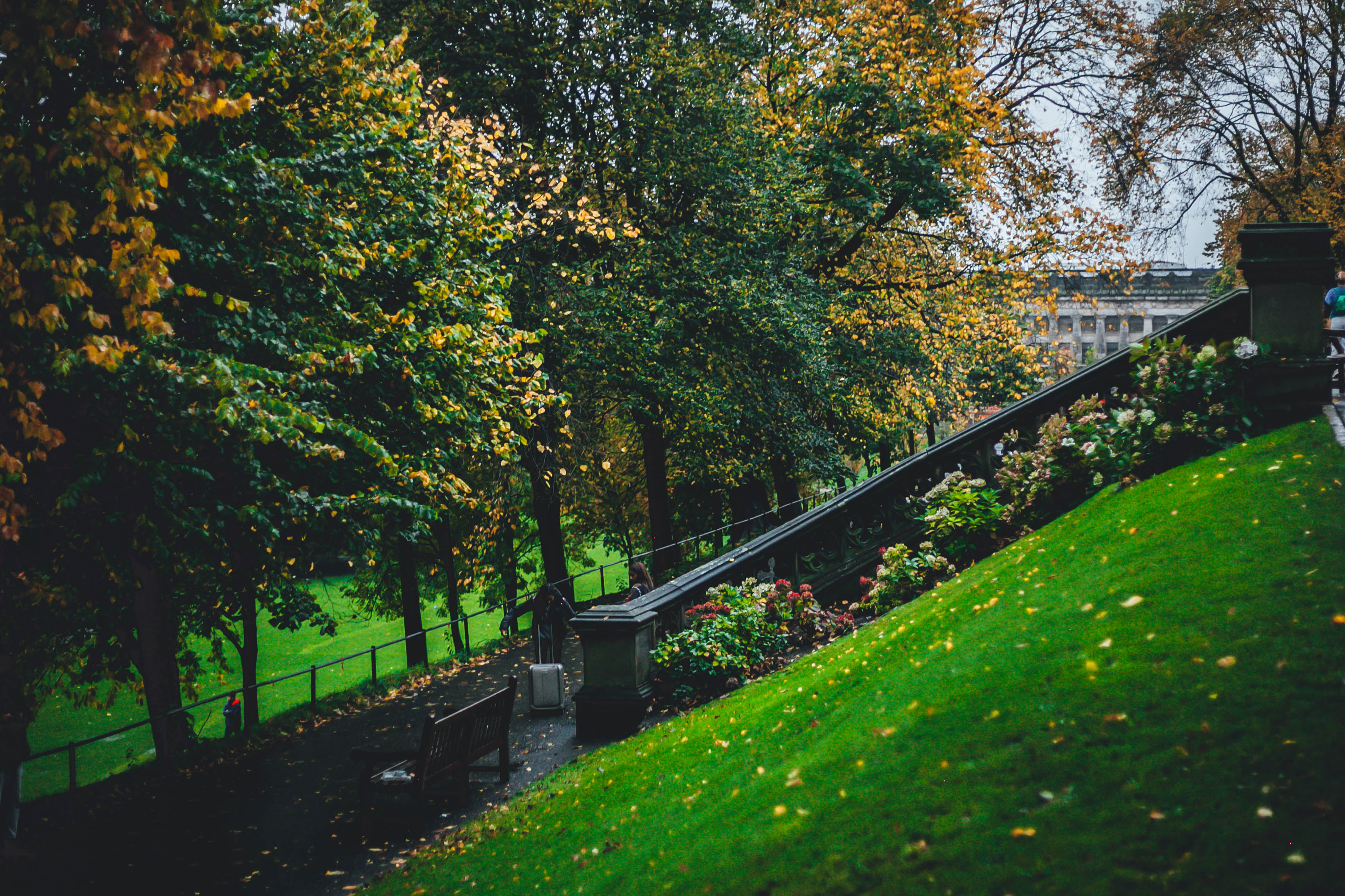 Edinburgh 235
