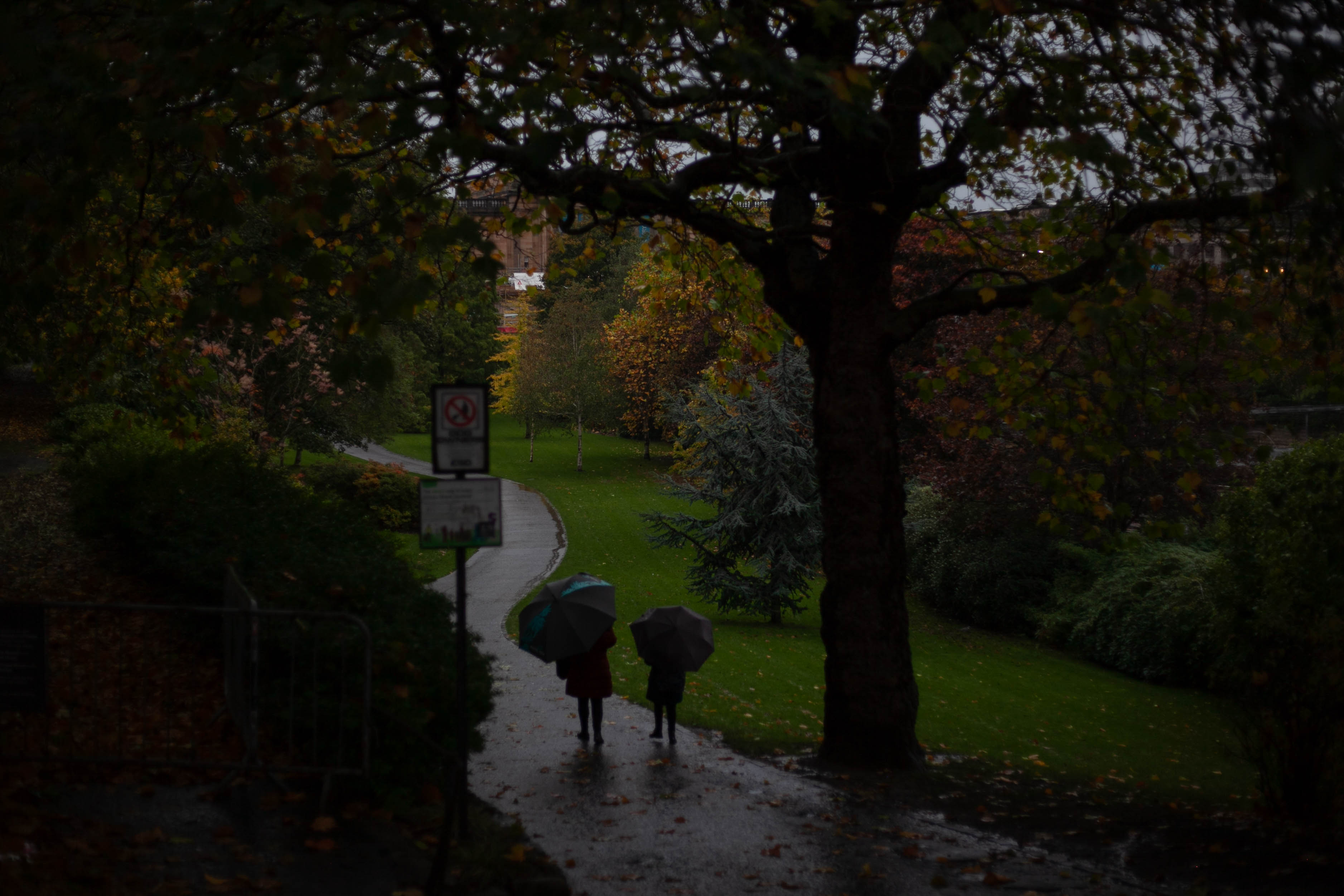 Edinburgh 284