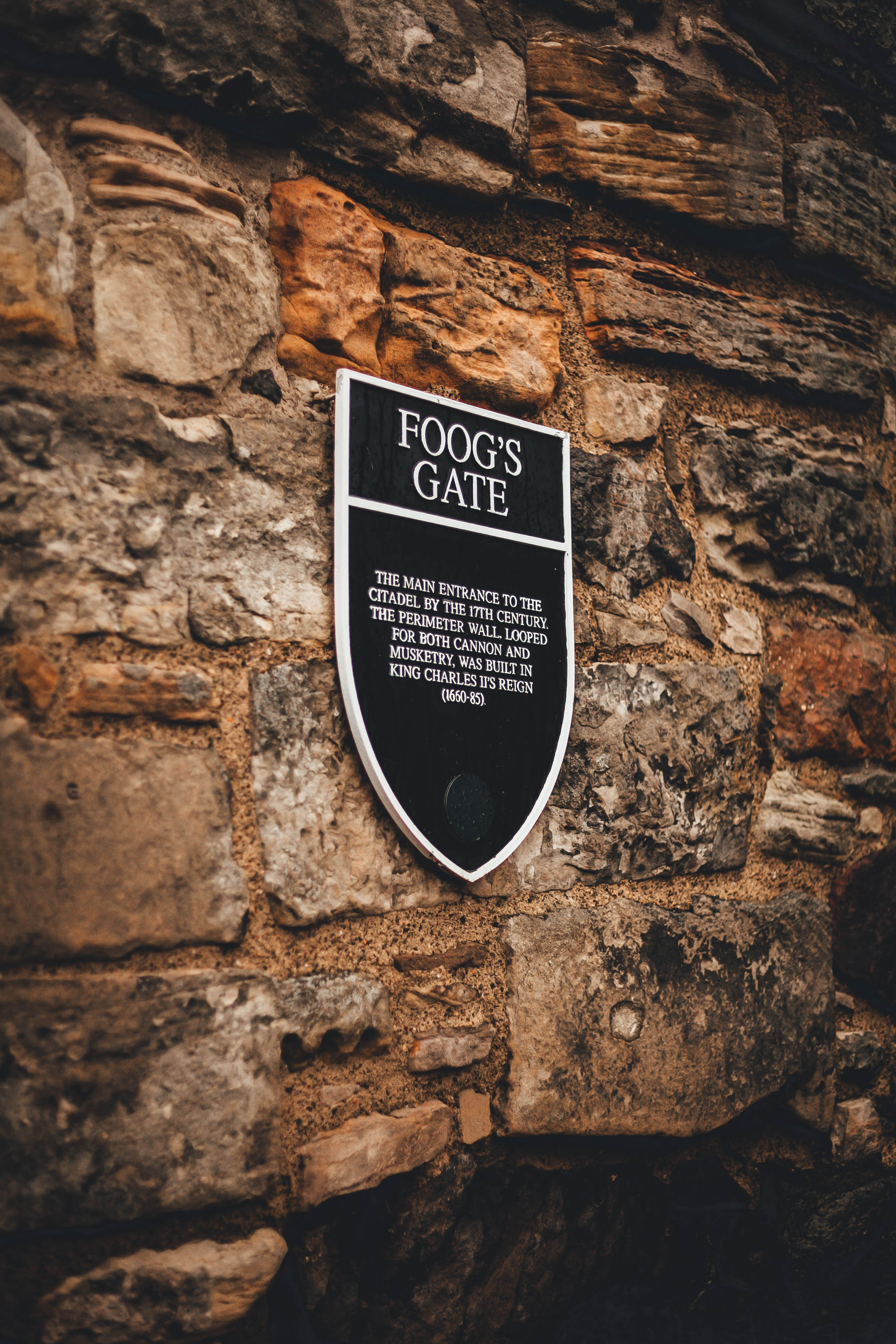Edinburgh 382