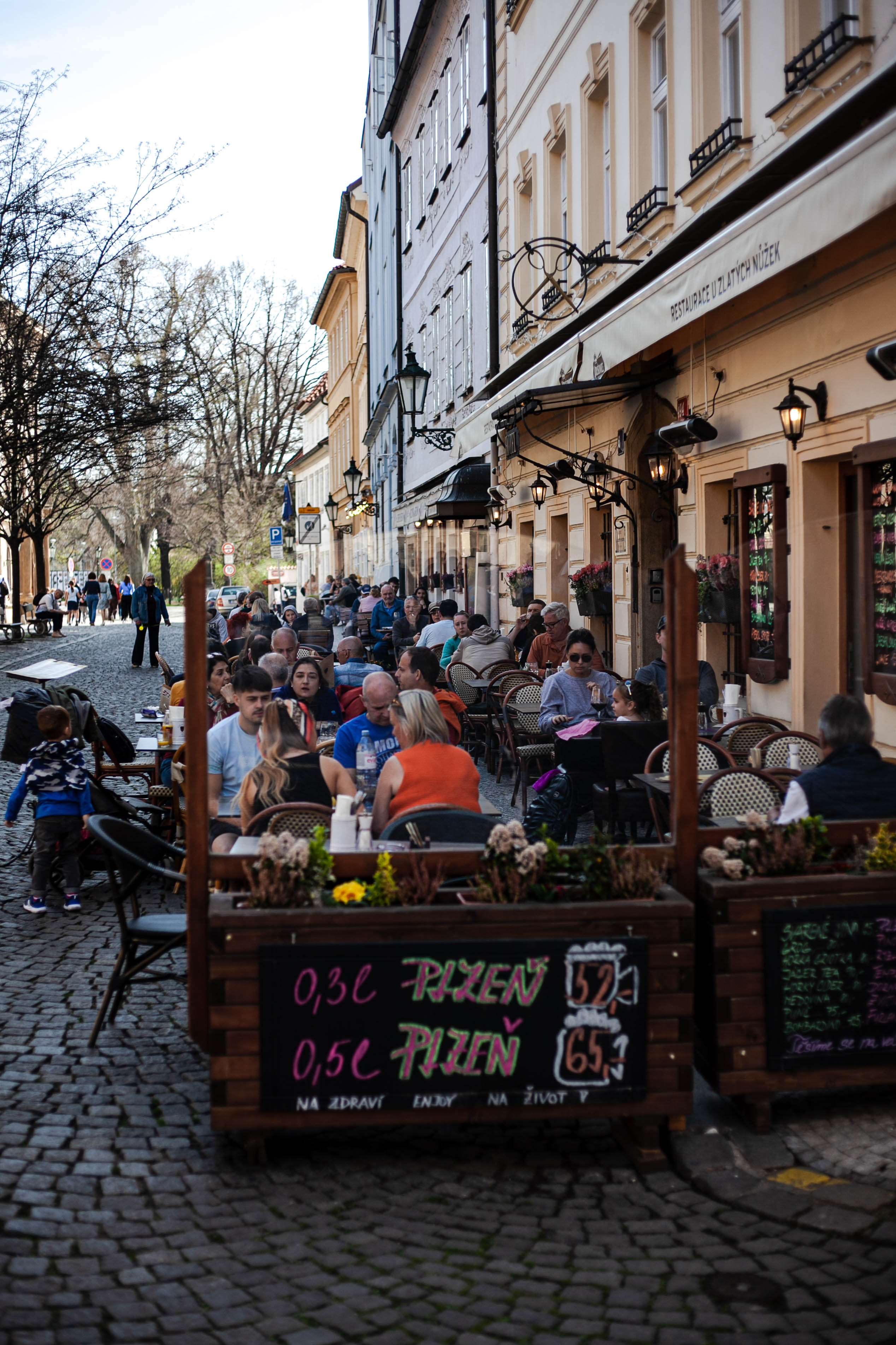Prague 279