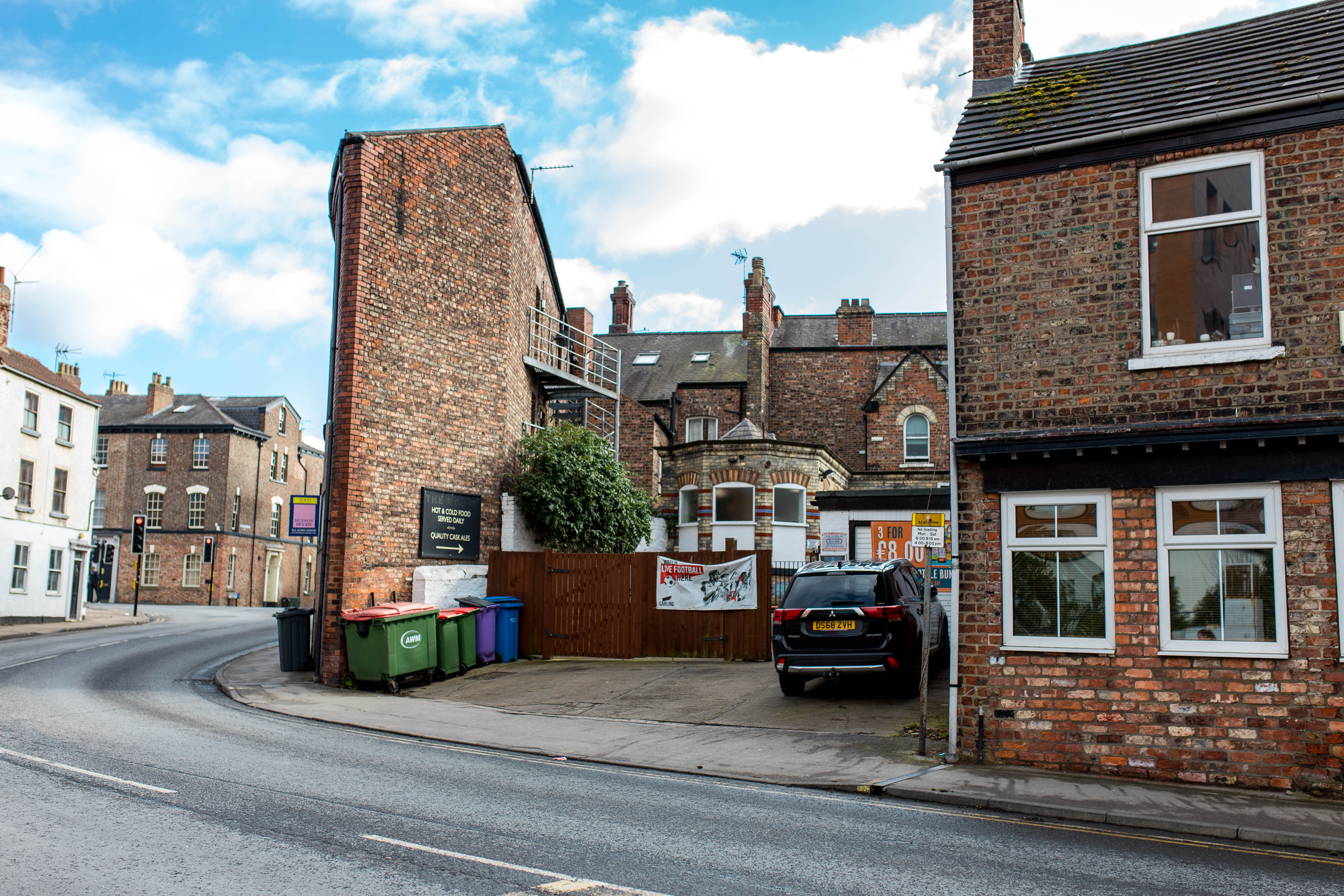 York 22