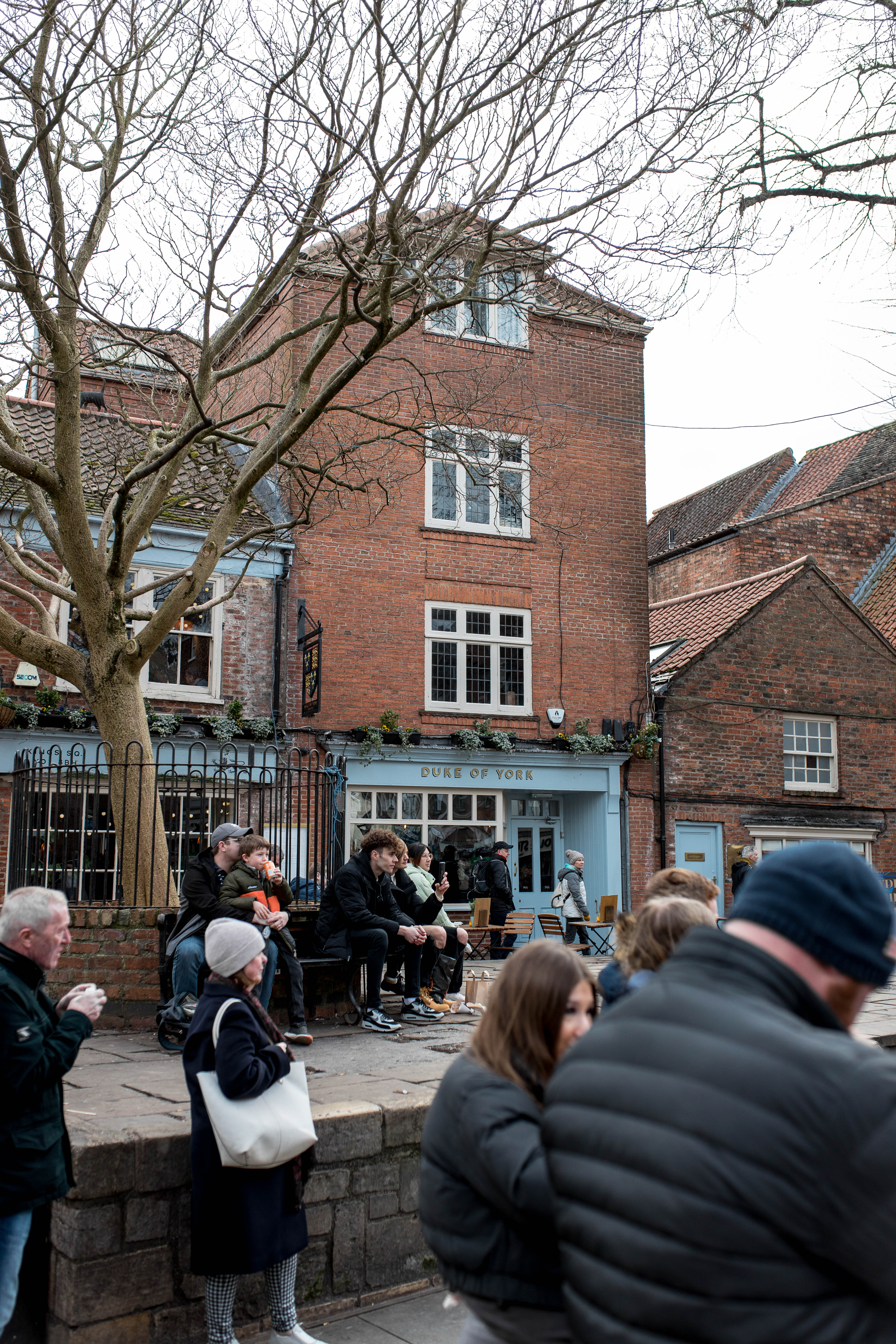 York 136