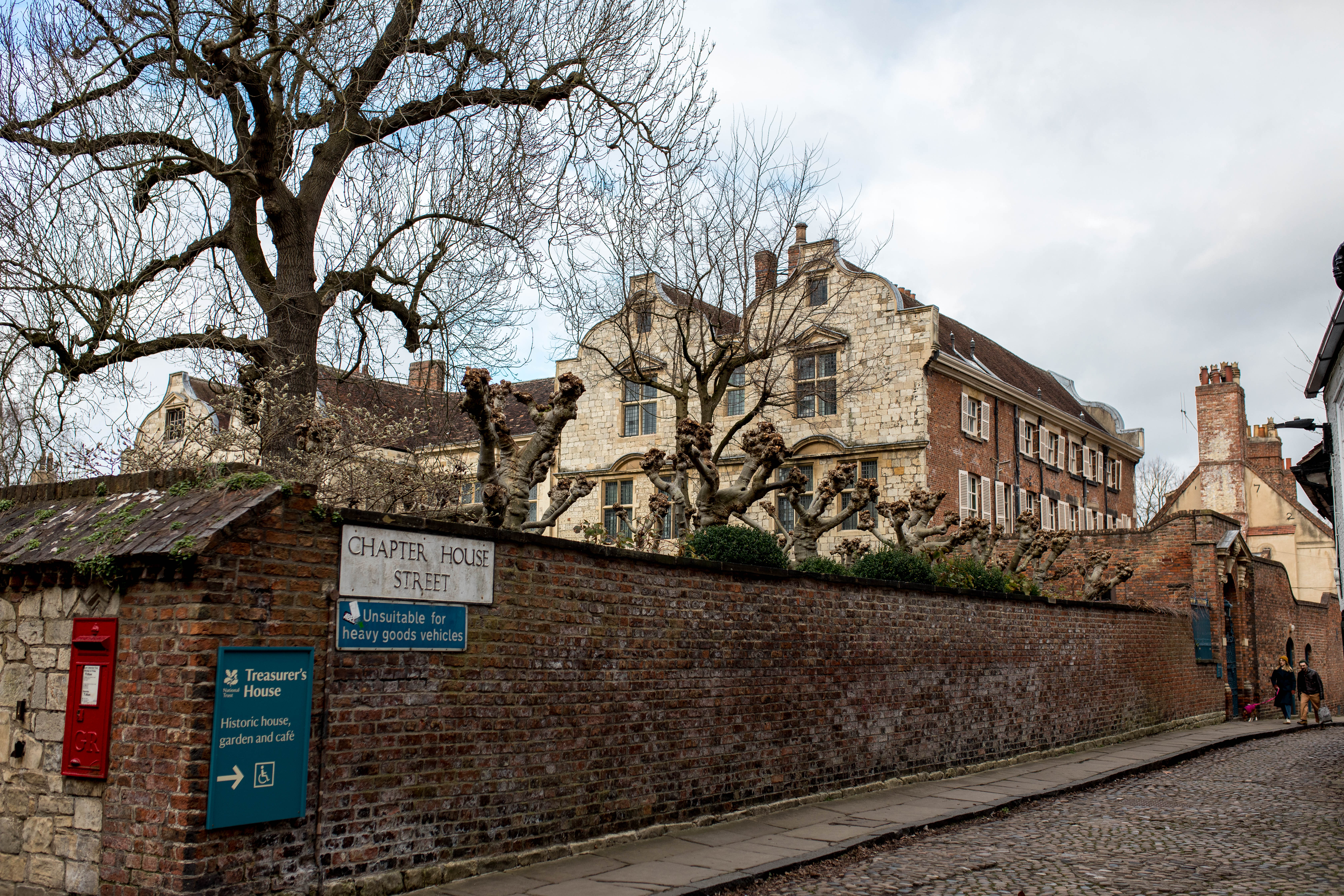 York 176