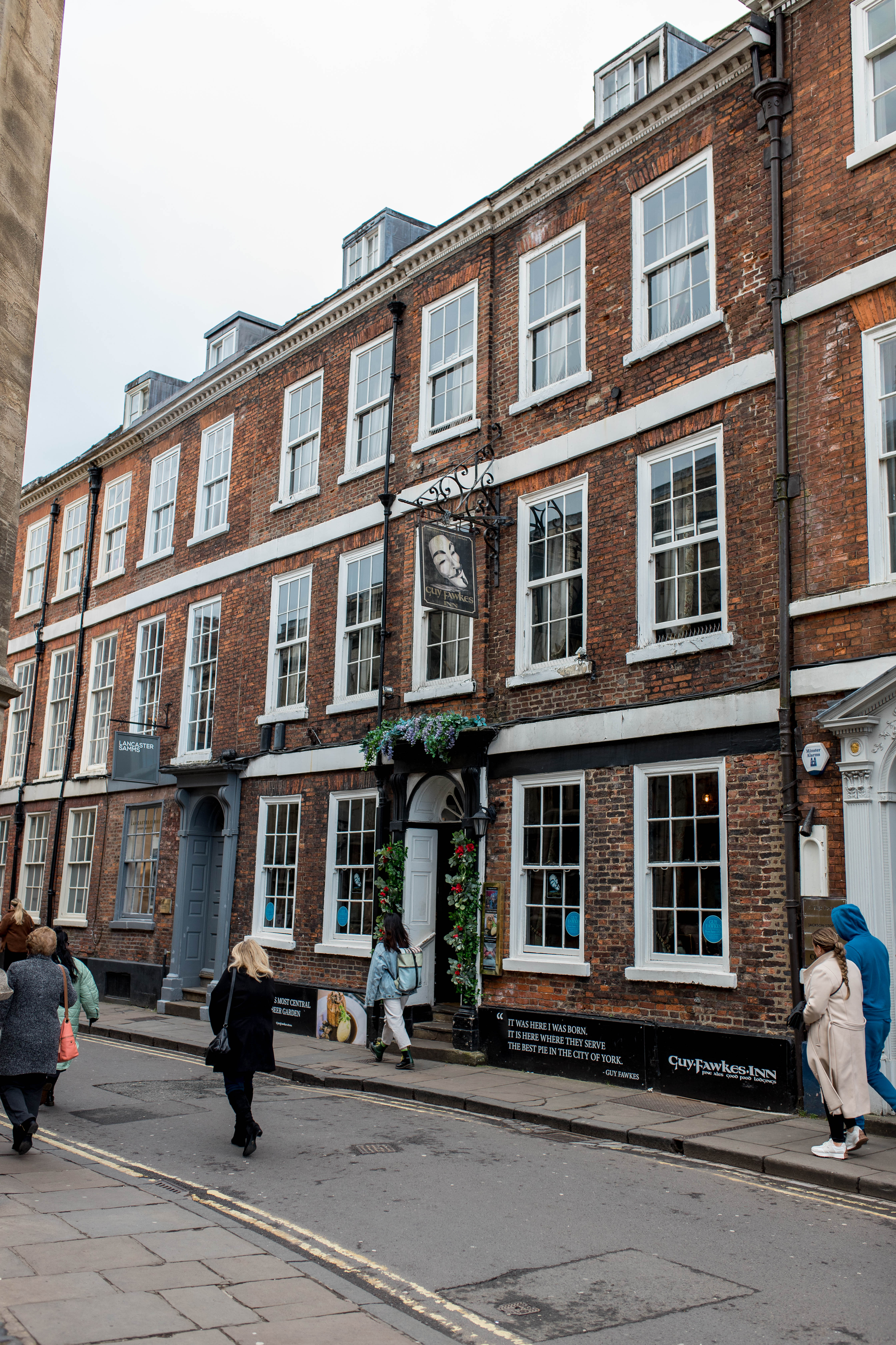 York 216