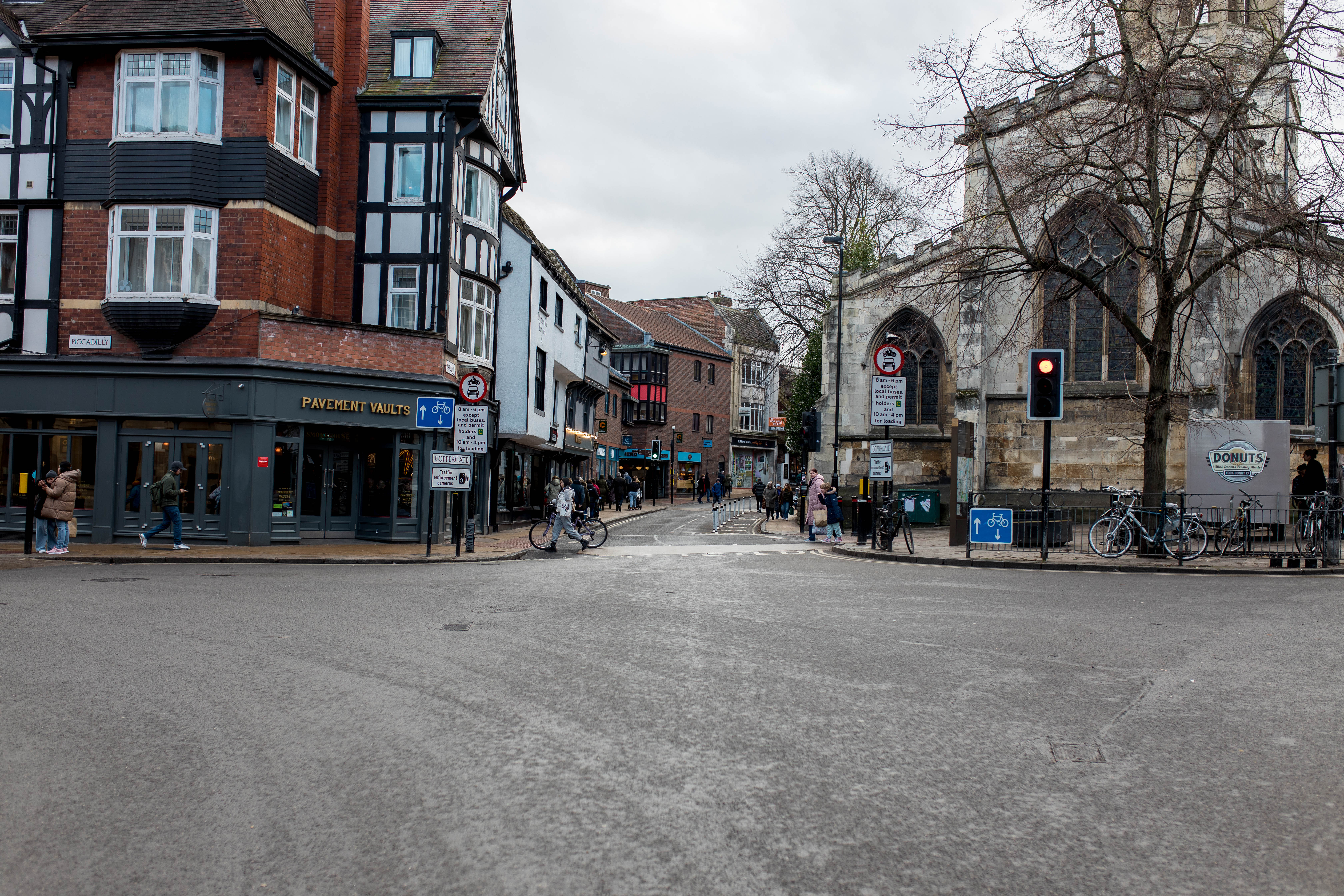 York 252