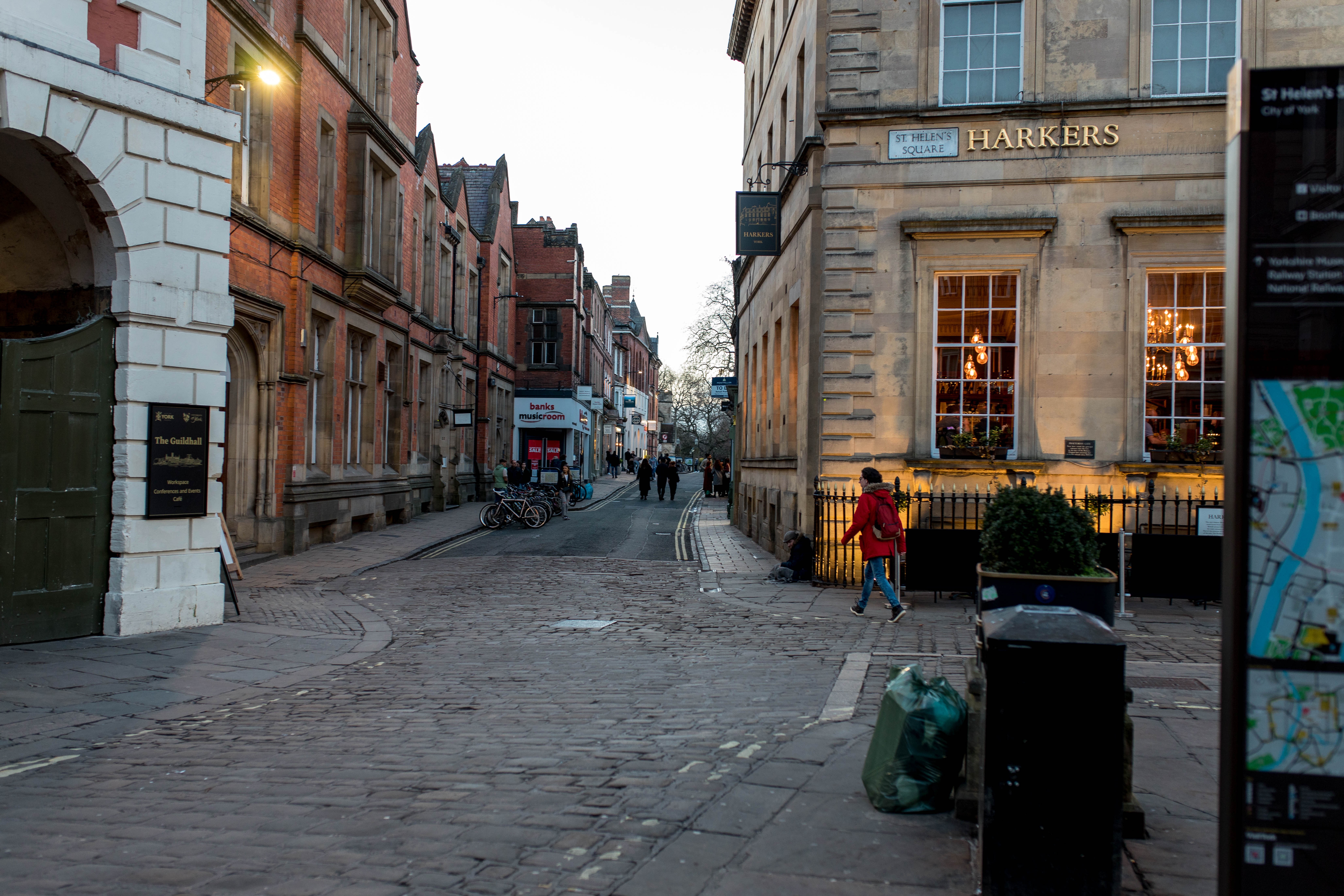 York 295