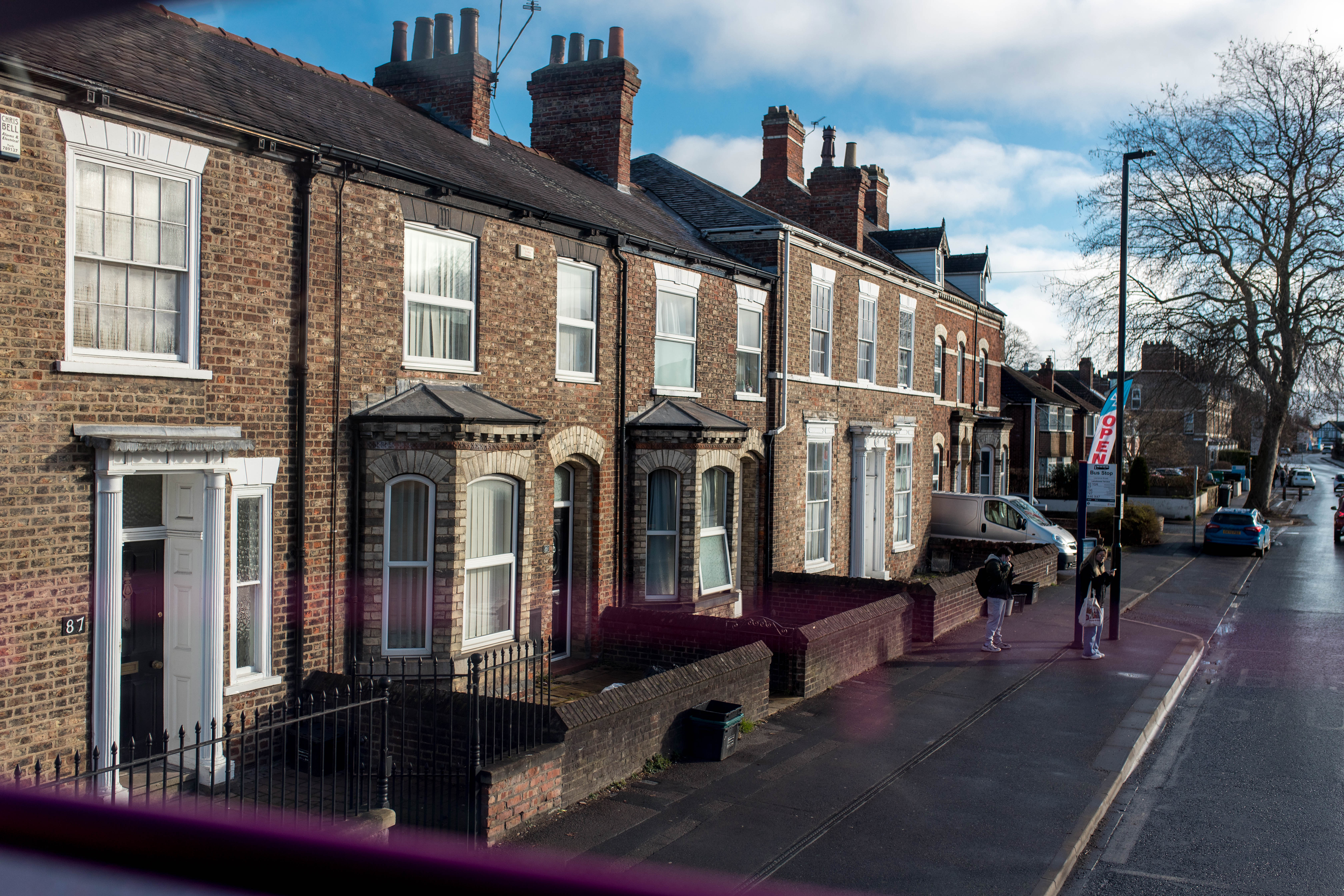 York 325