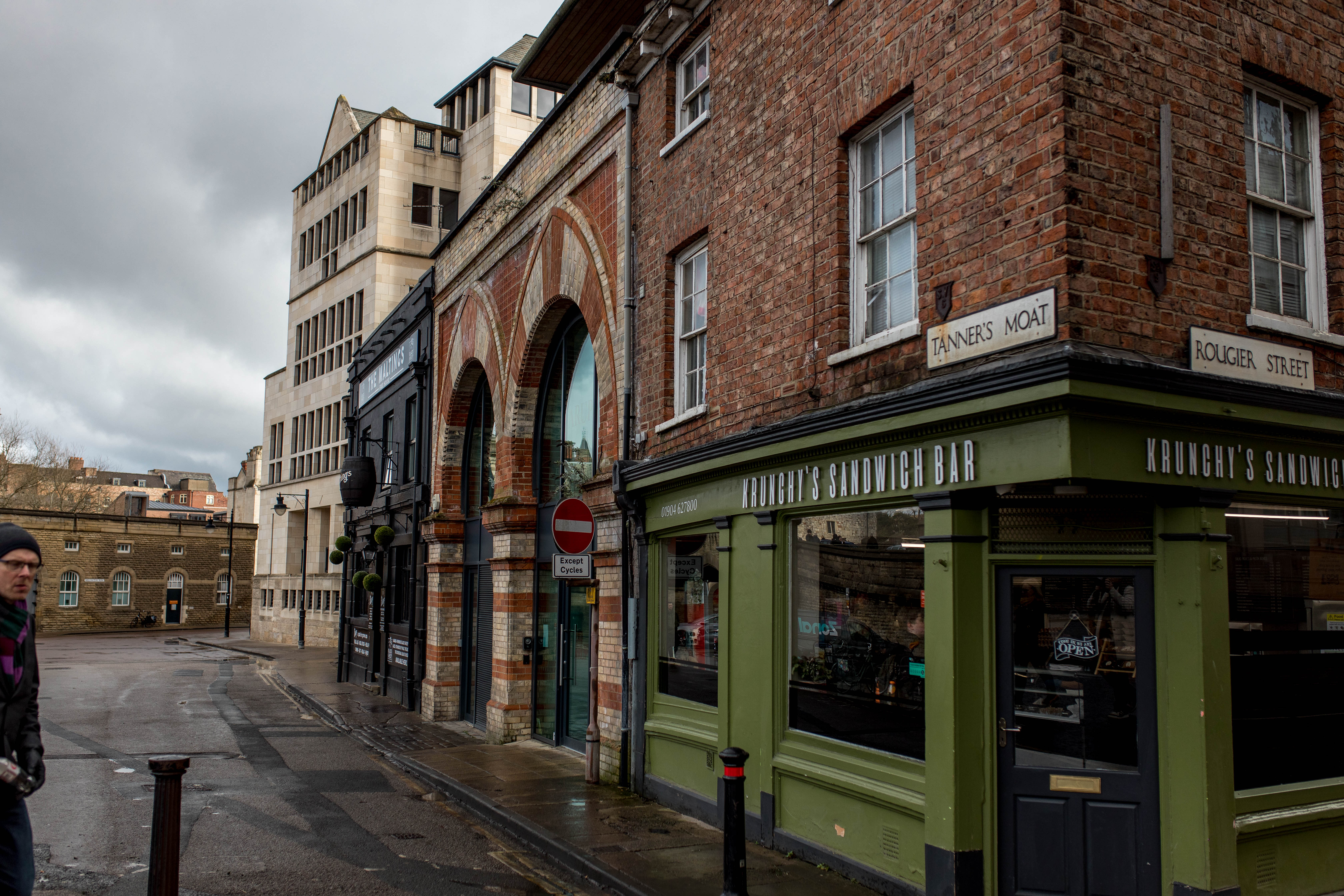 York 446